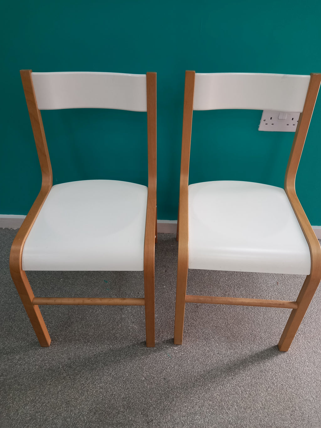 Dining Chairs ×2 (09042602