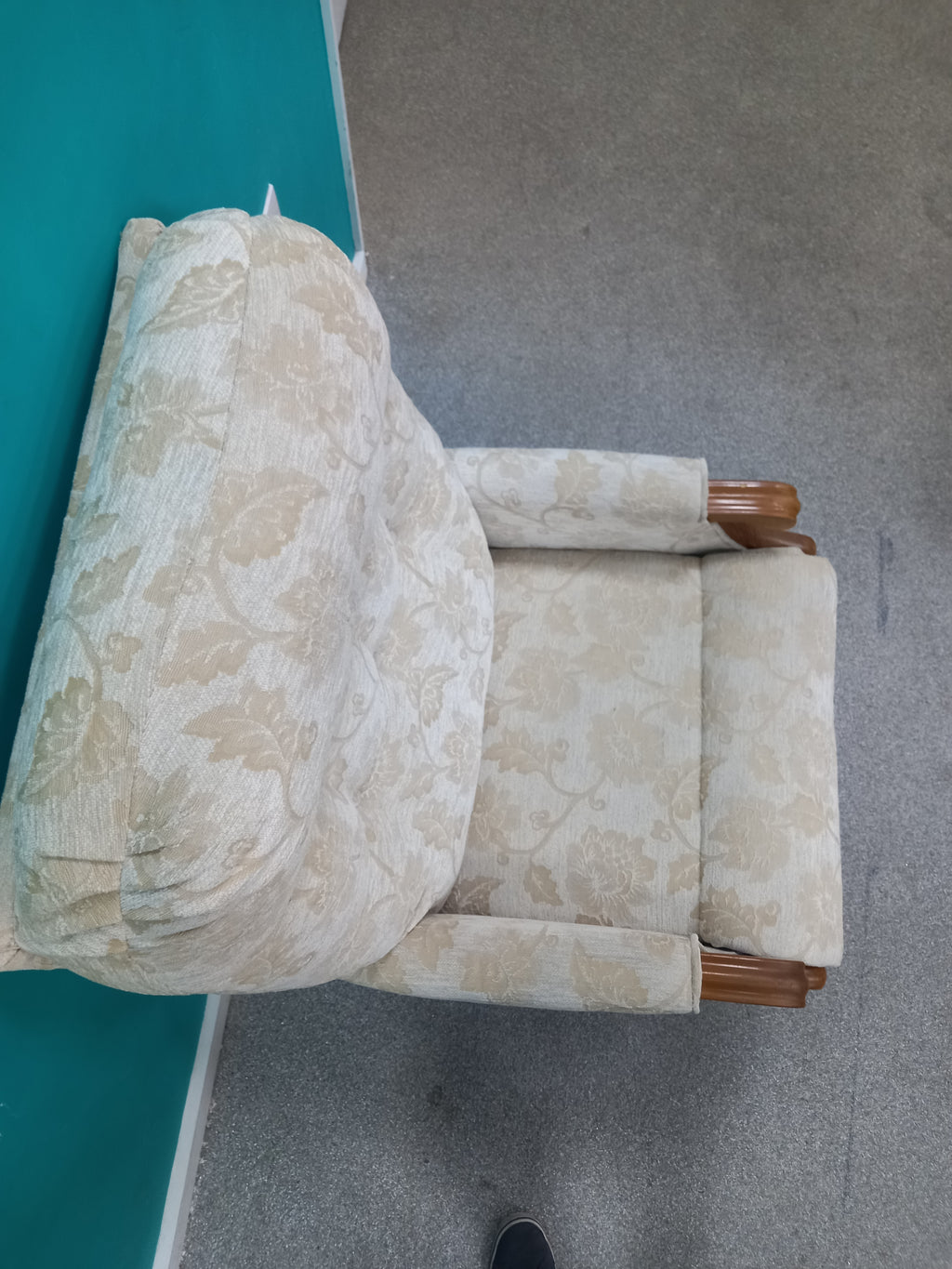Armchair (18092604)