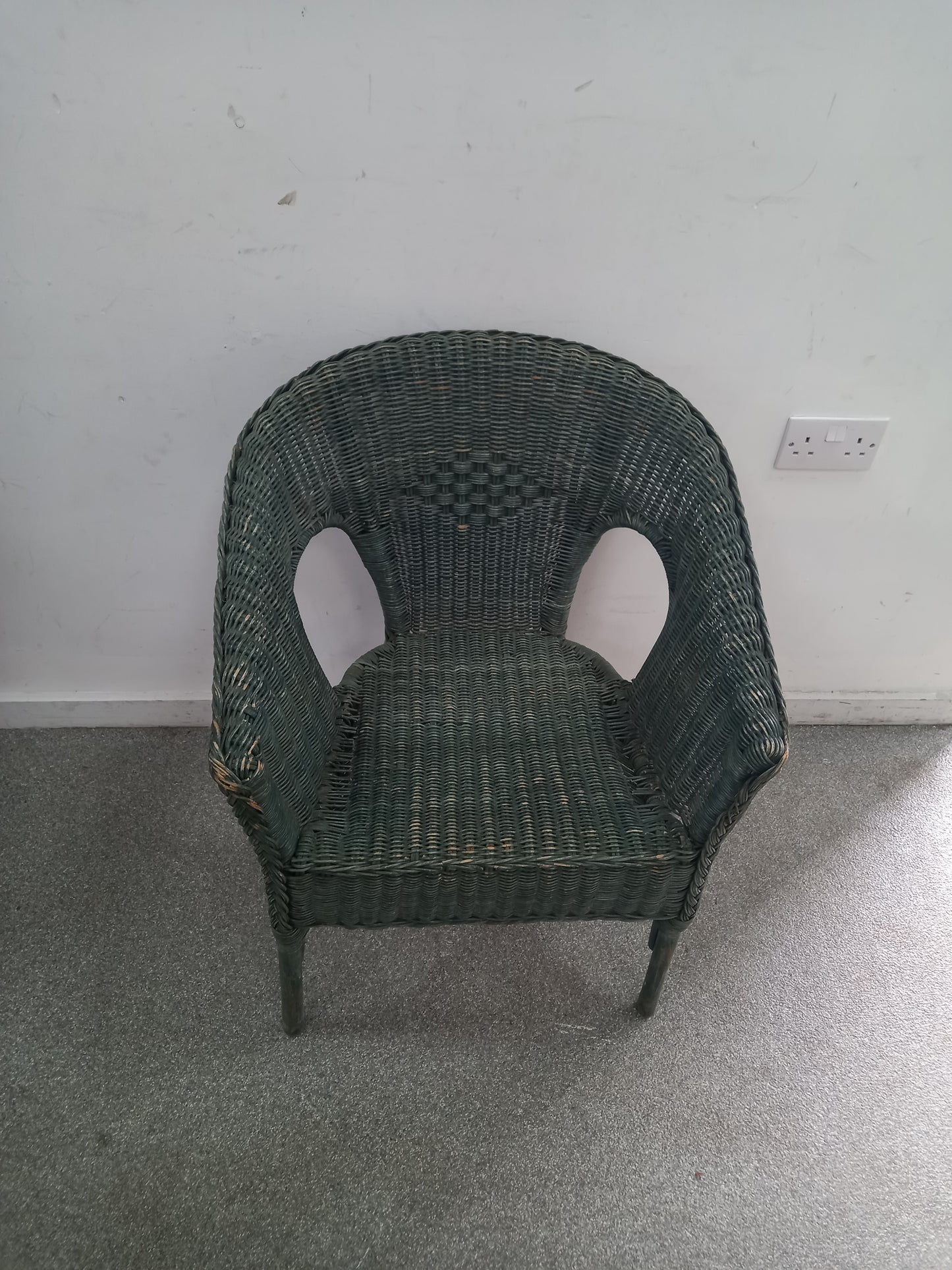 Wicker Chair (230911)