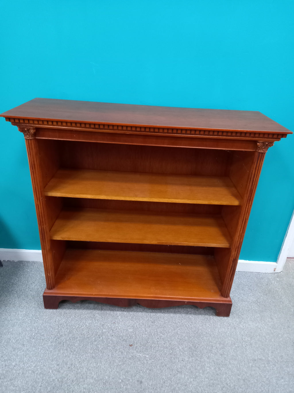 Bookshelf (07072603)