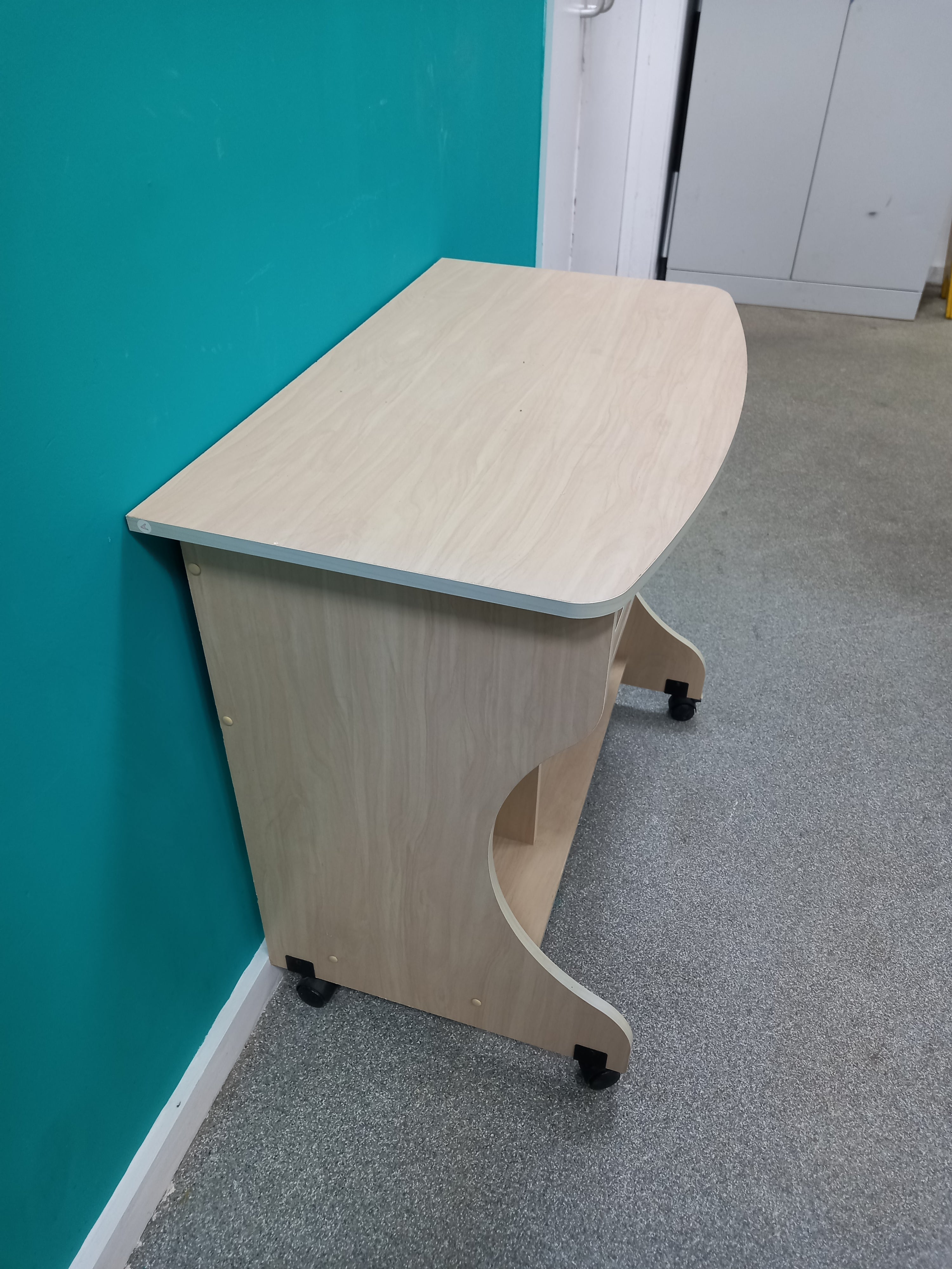 Pc Desk (19052607)