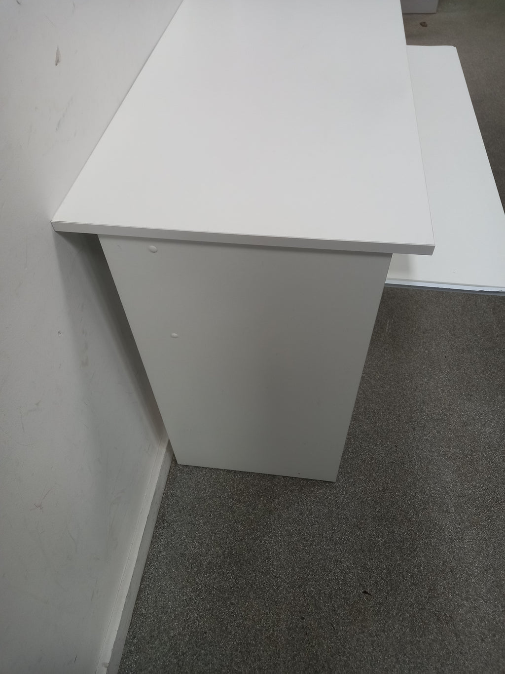 Small Desk (17122501)