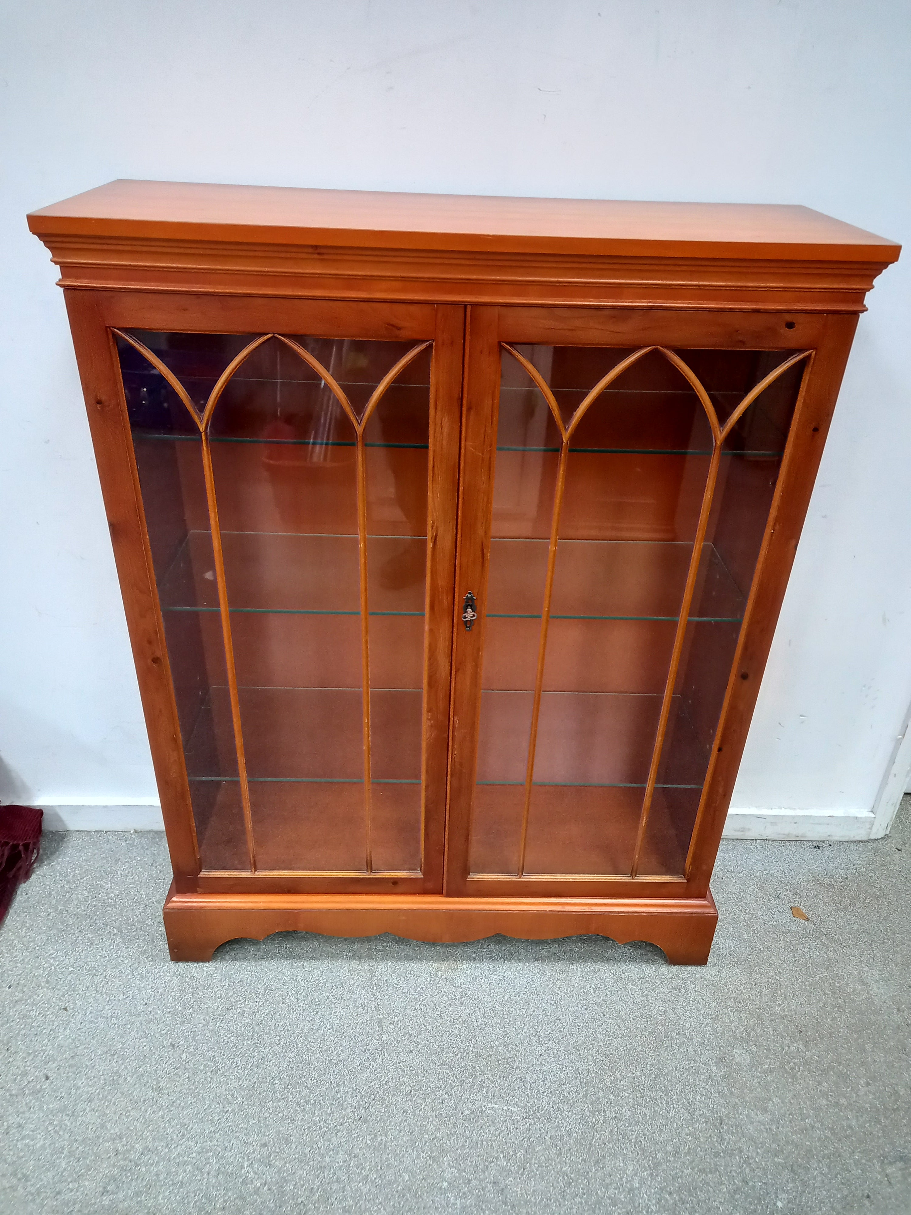 Display Cabinet (18022603)