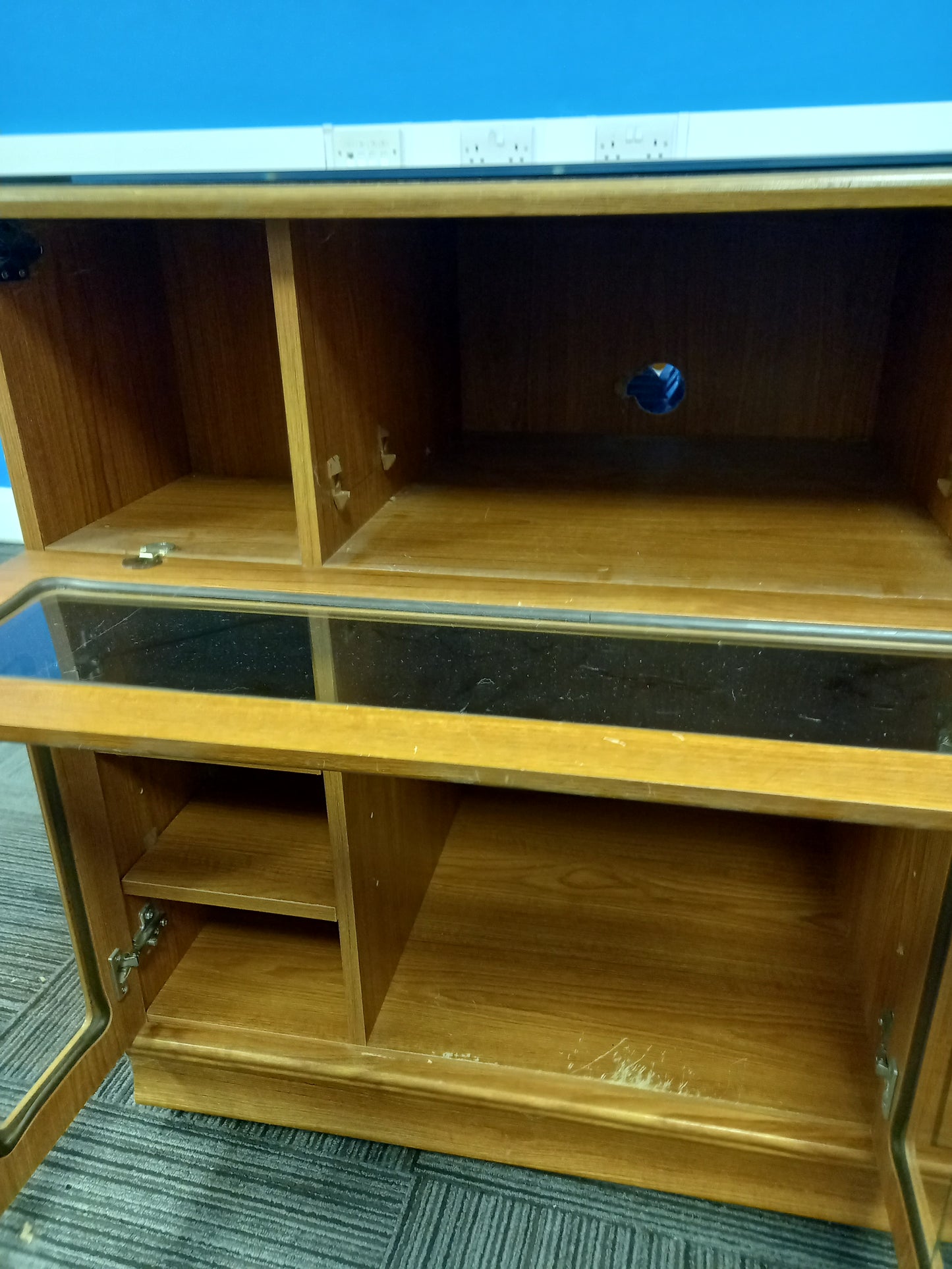 Tv Media Unit (30102511) site B