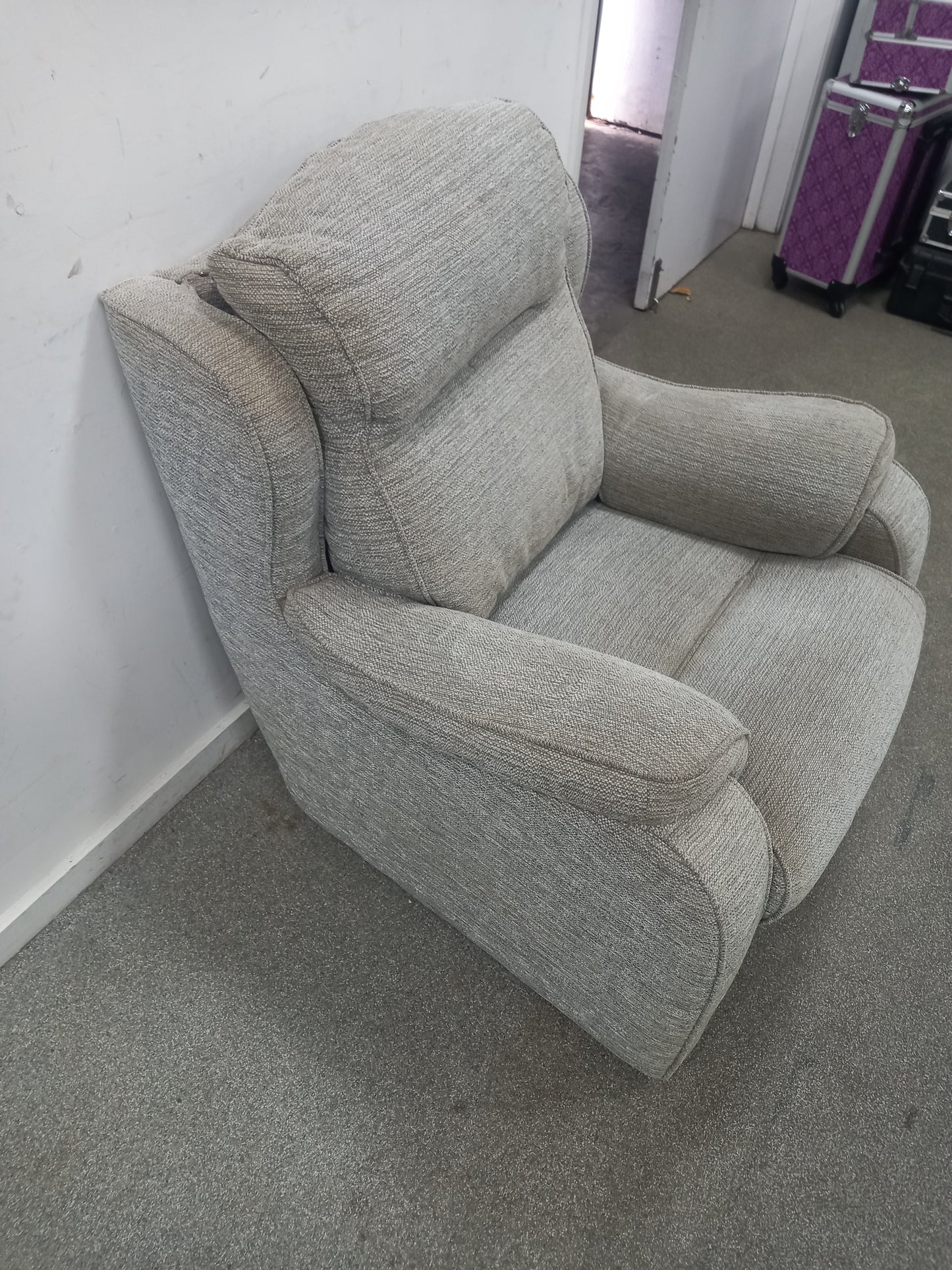 Armchair (260904)