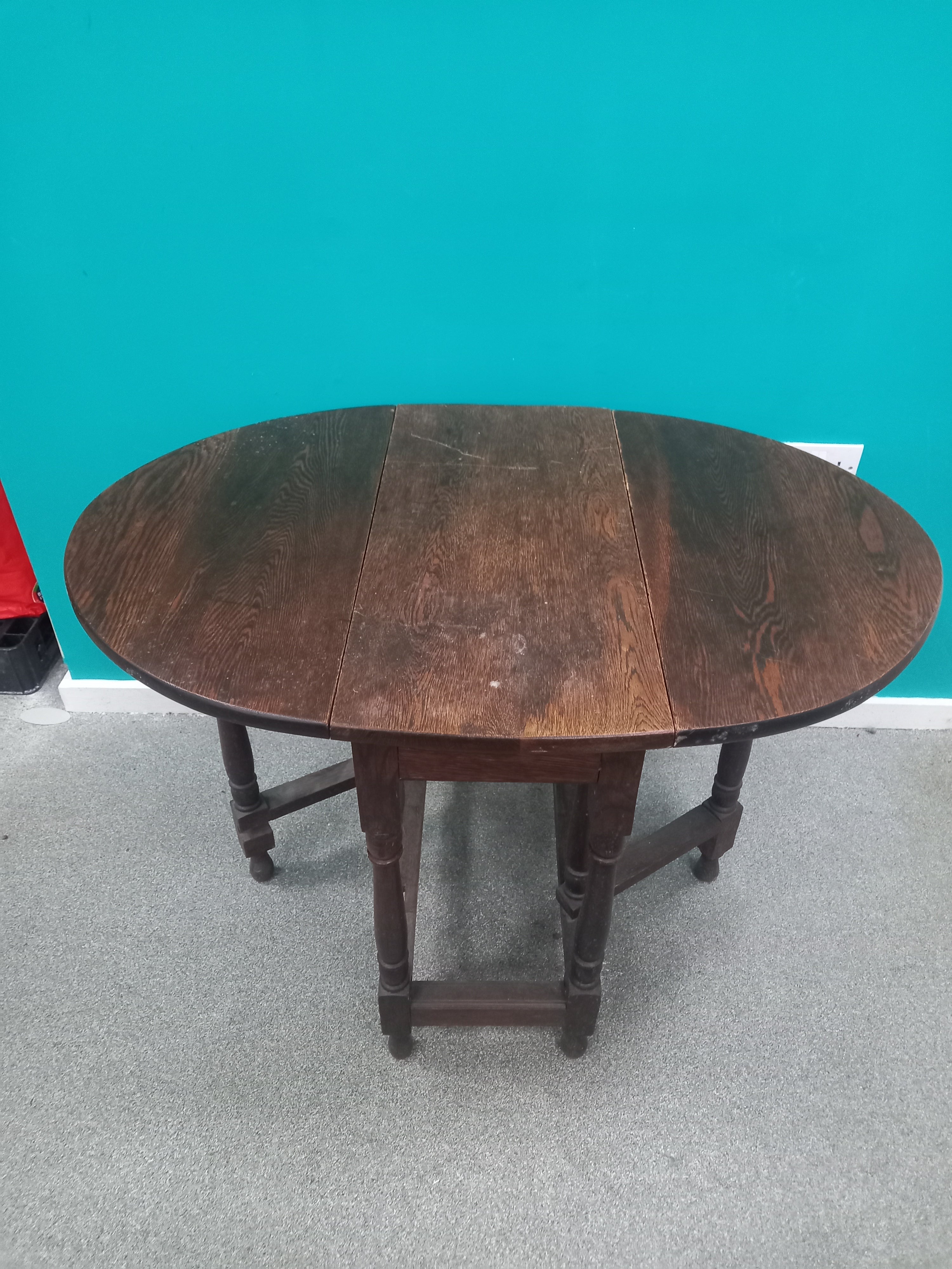 Dropleaf Table (11062603)