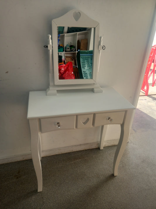 Dressing Table (091001)