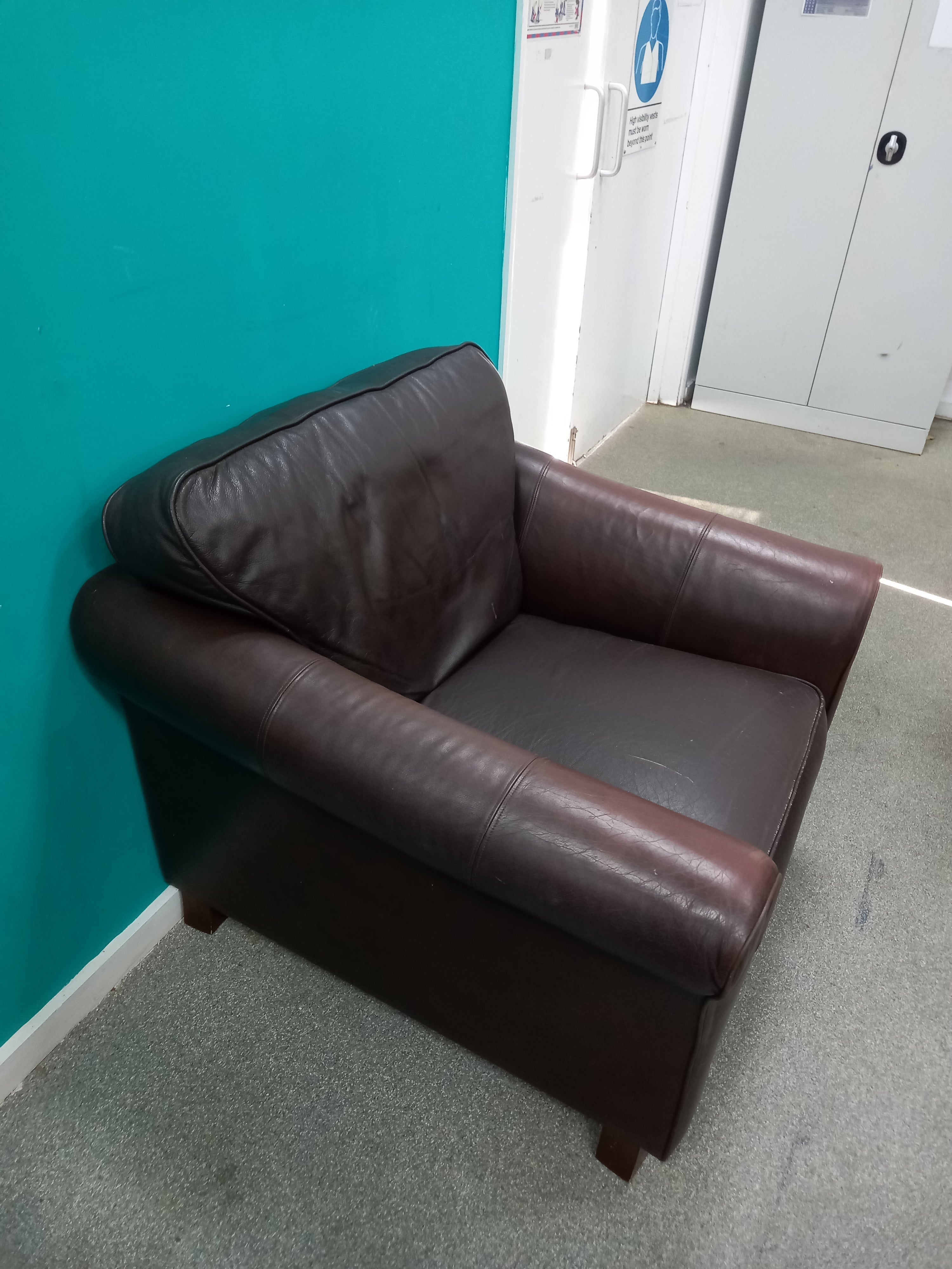 Marks & Spencer leather Armchair (10072606)