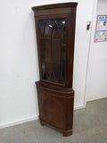 Corner Display Case (19022603)