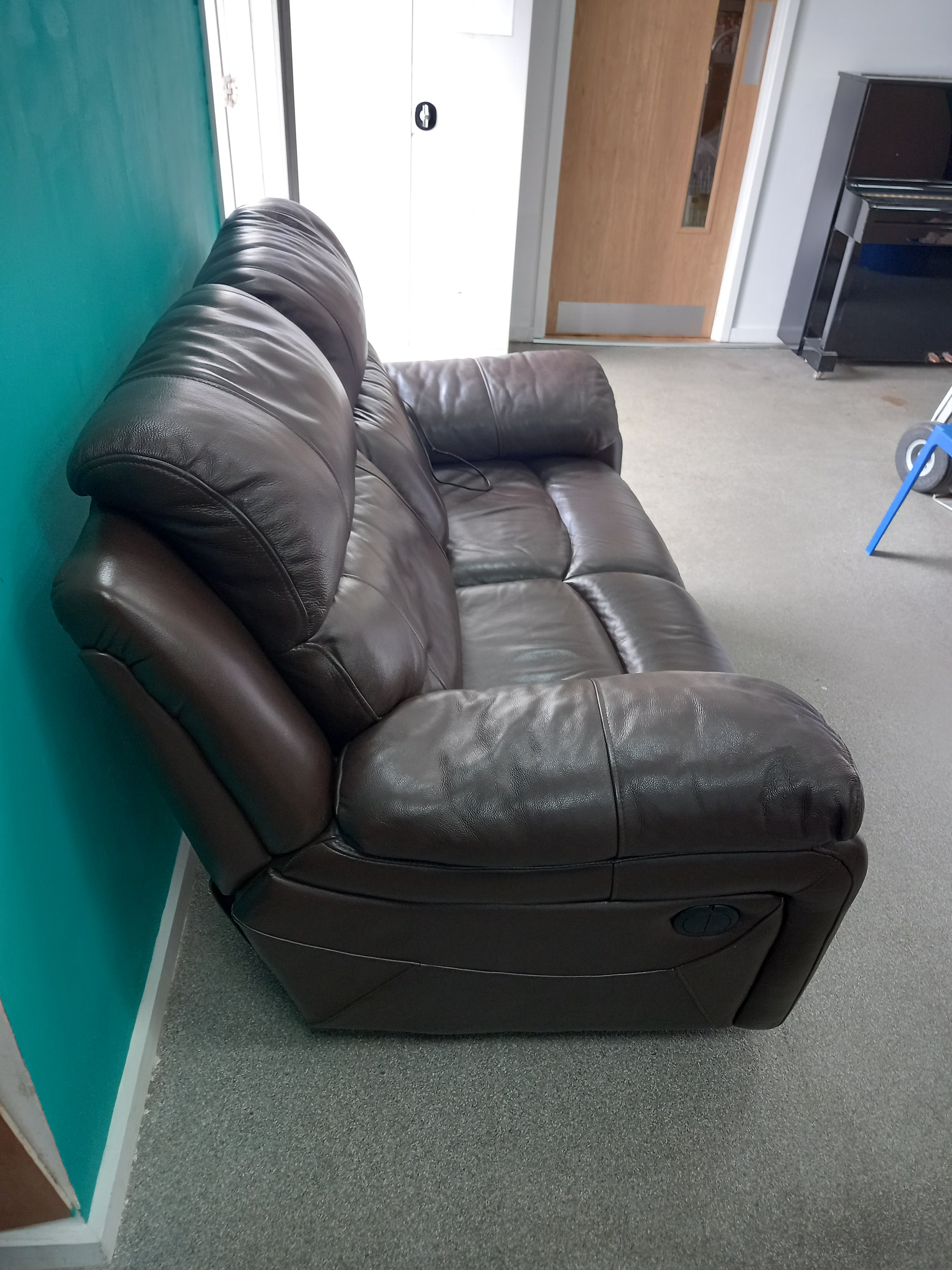 Electric Reclining Sofa (16062601) ga3994