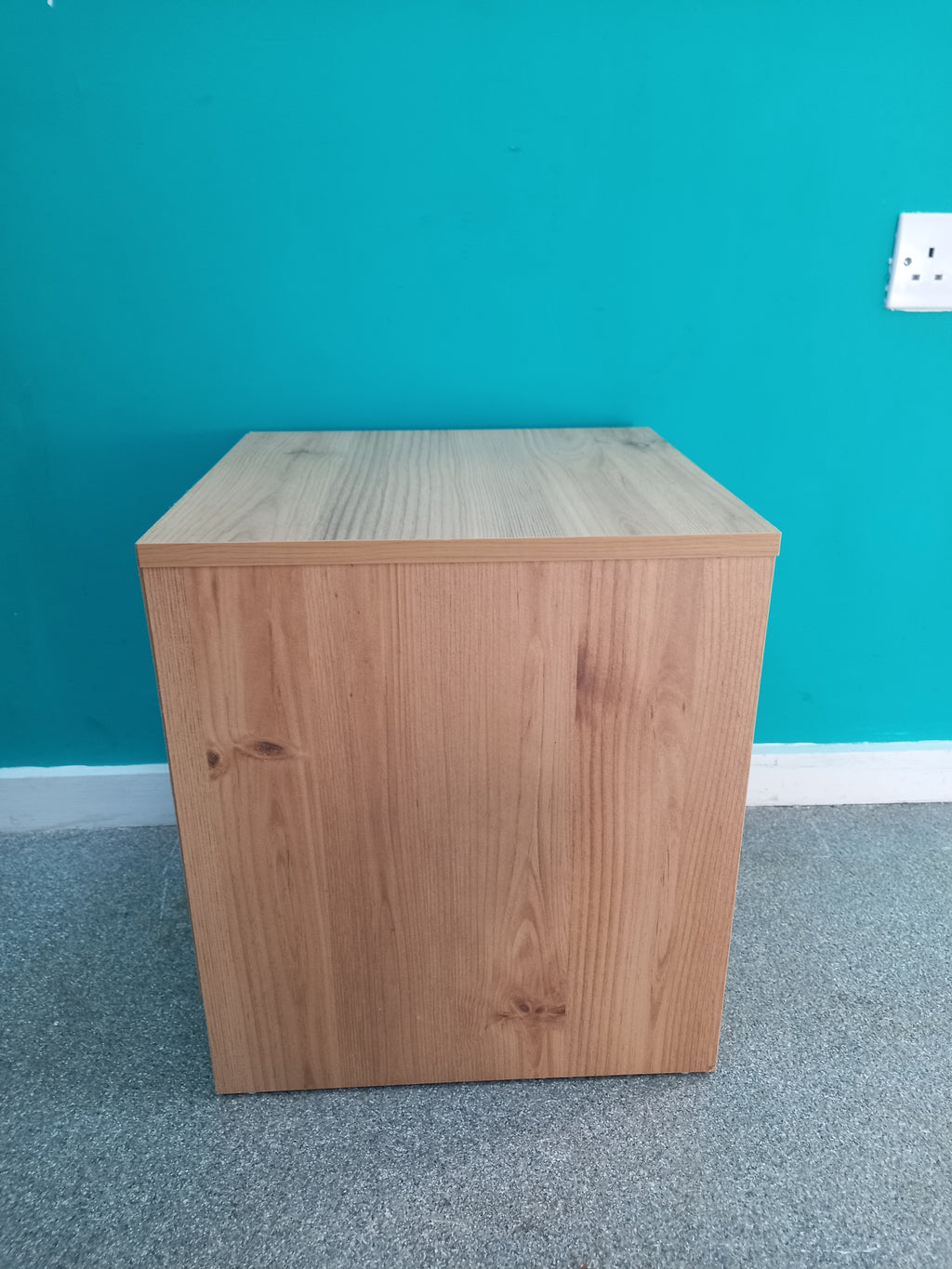Bedside Tables (19102601)