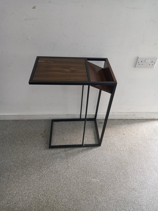 Sidetable (160919)