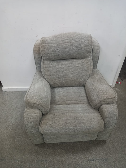 Armchair (260904)