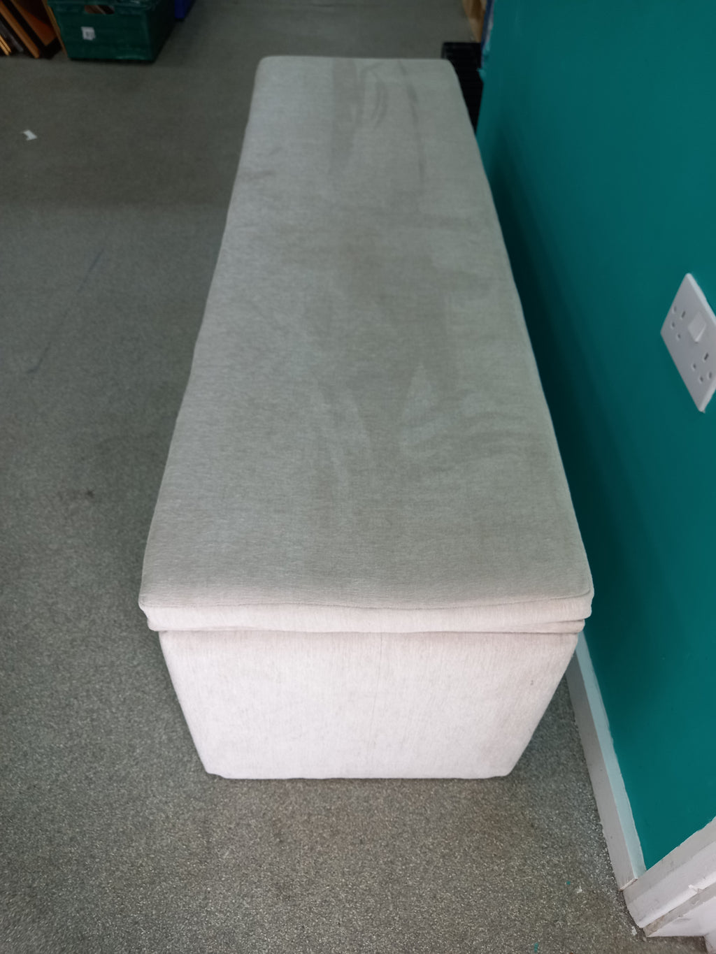 Ottoman Bench (11052609)