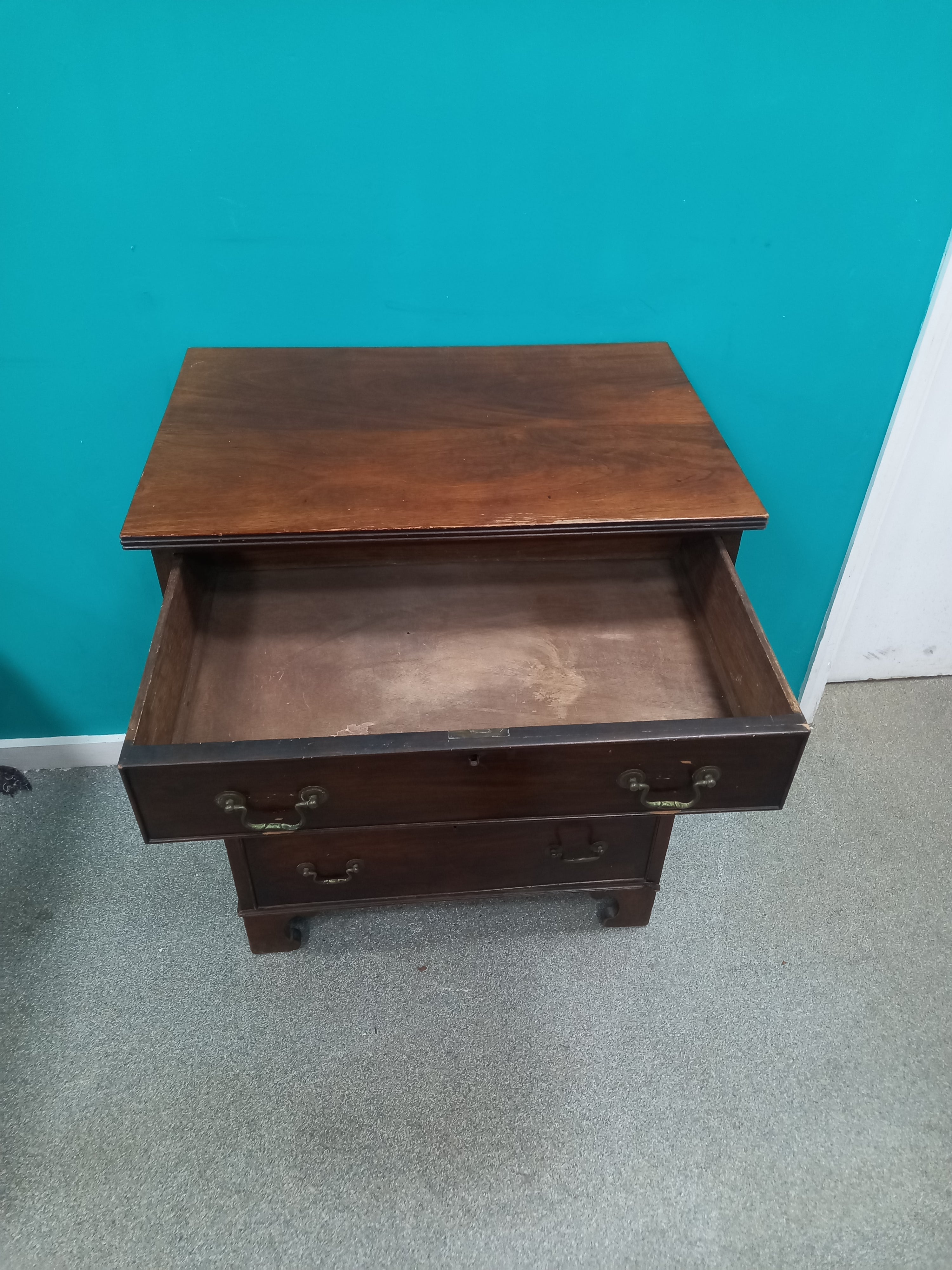 Chest Of Drawers (08072602)
