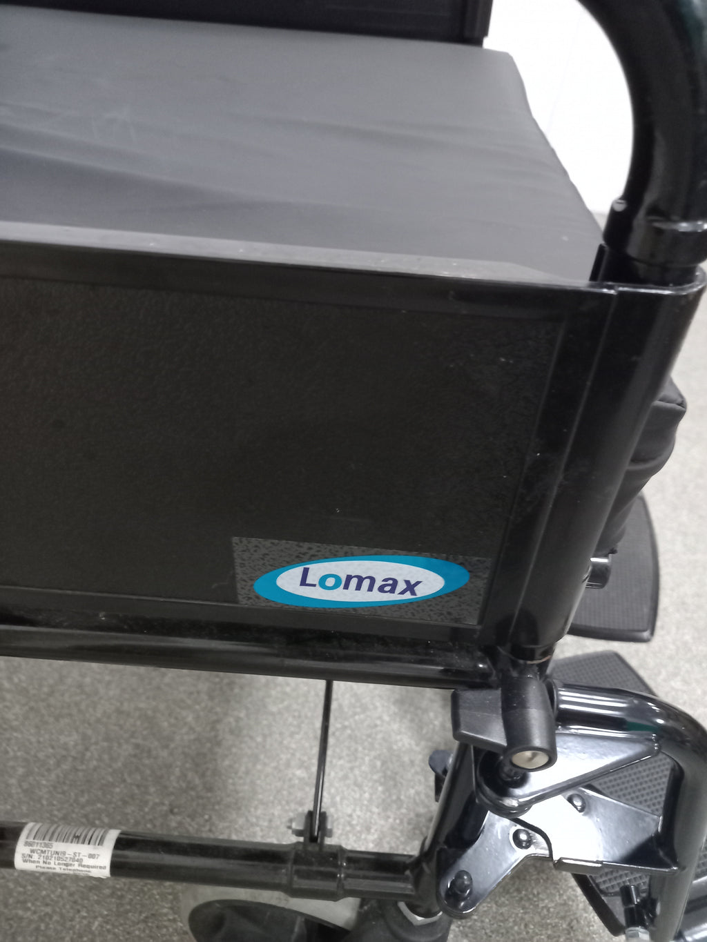 Wheelchair (04092602)