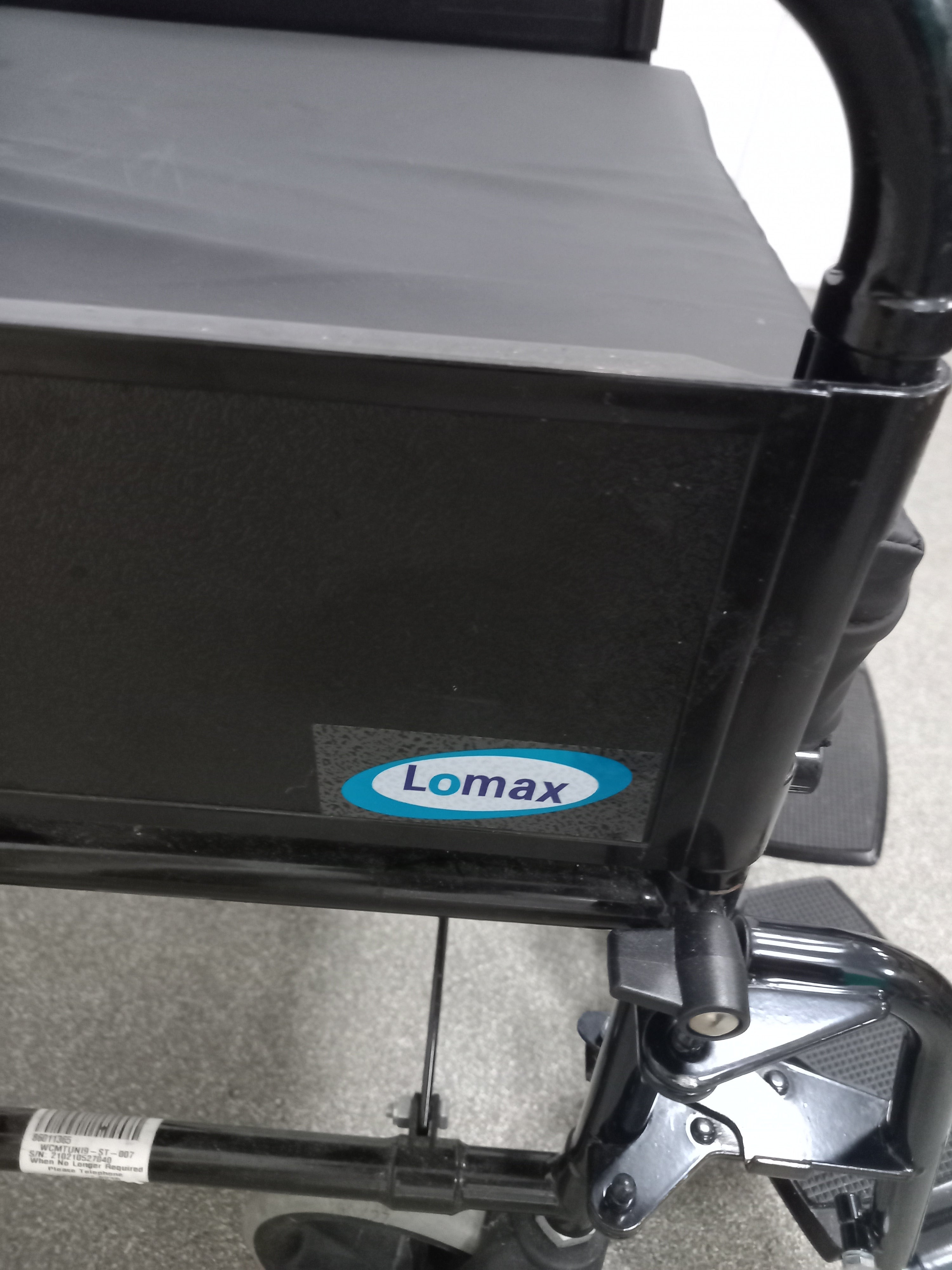 Wheelchair (04092602)
