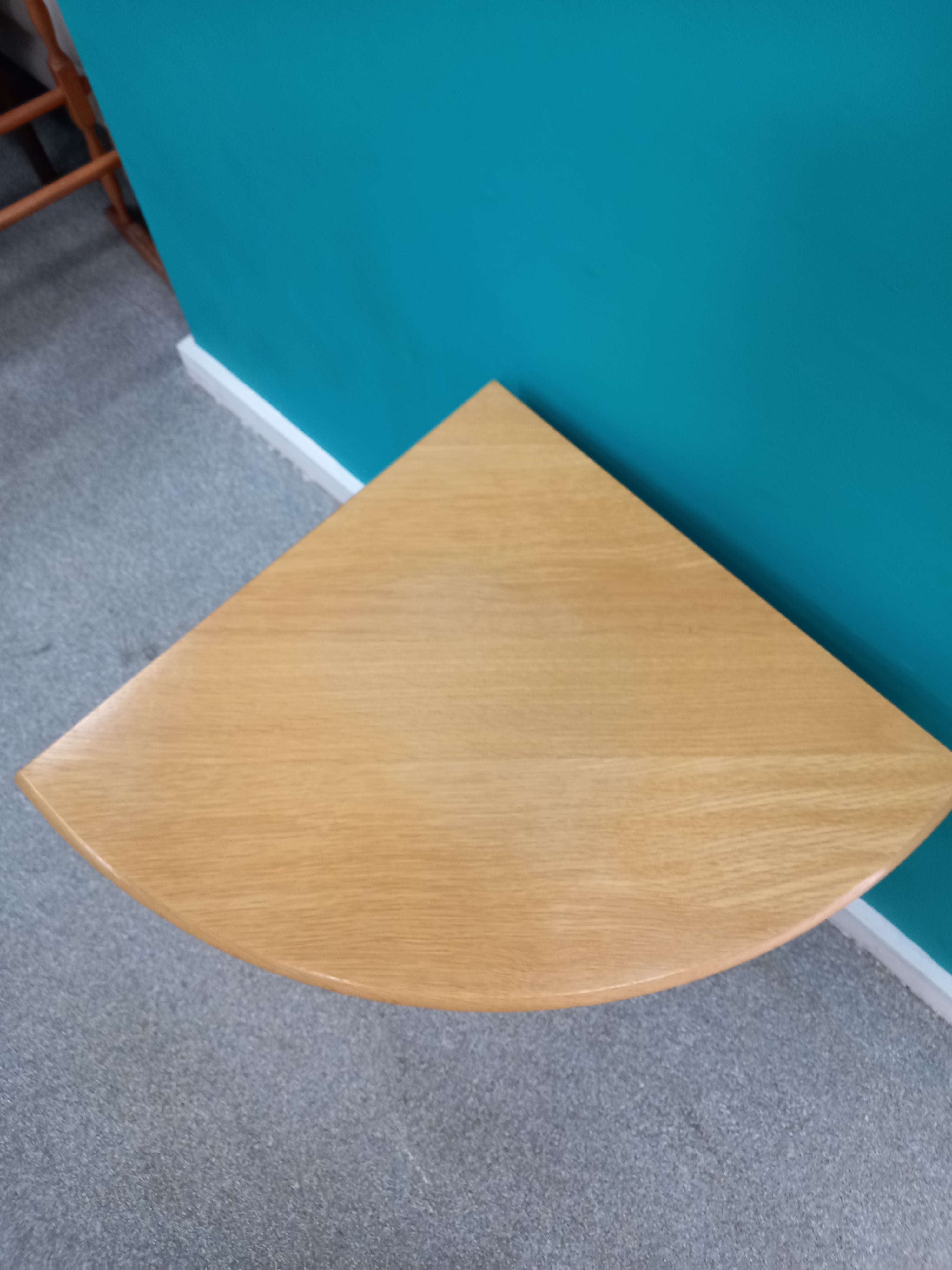 Corner Shelving Unit (24072606)