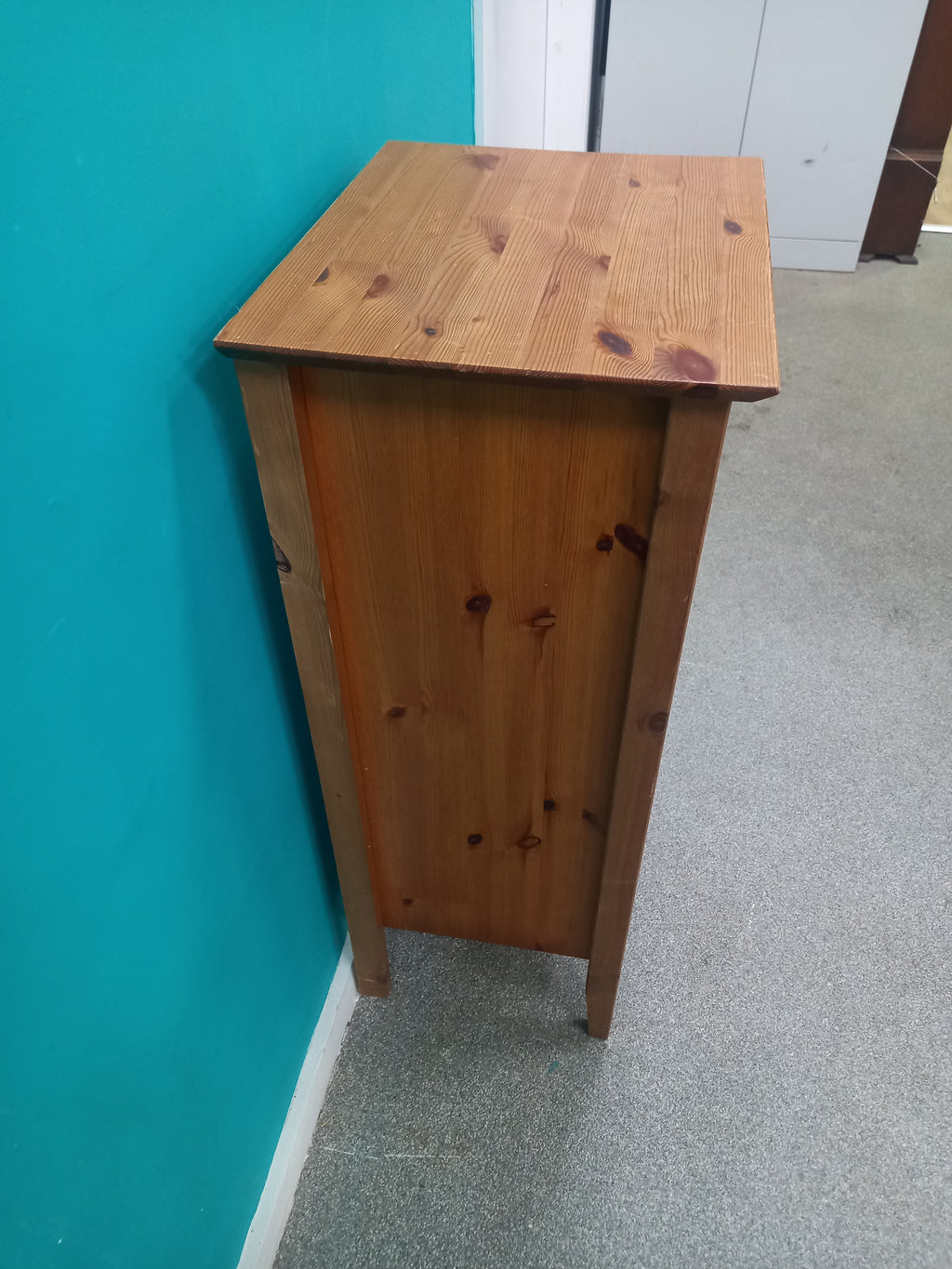 Tall Chest of Draws 30092602