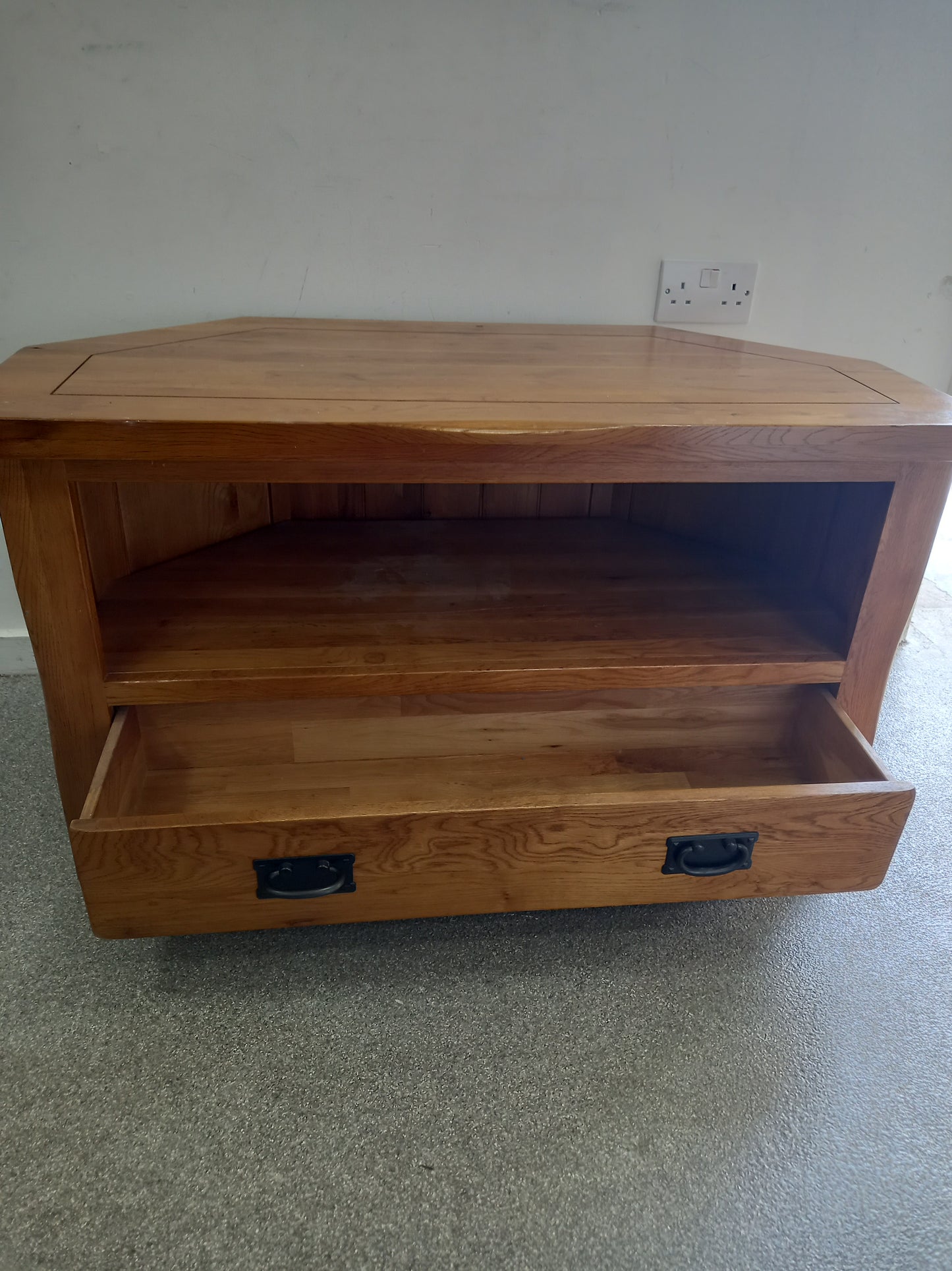 Solid Wood TV Stand (220809)