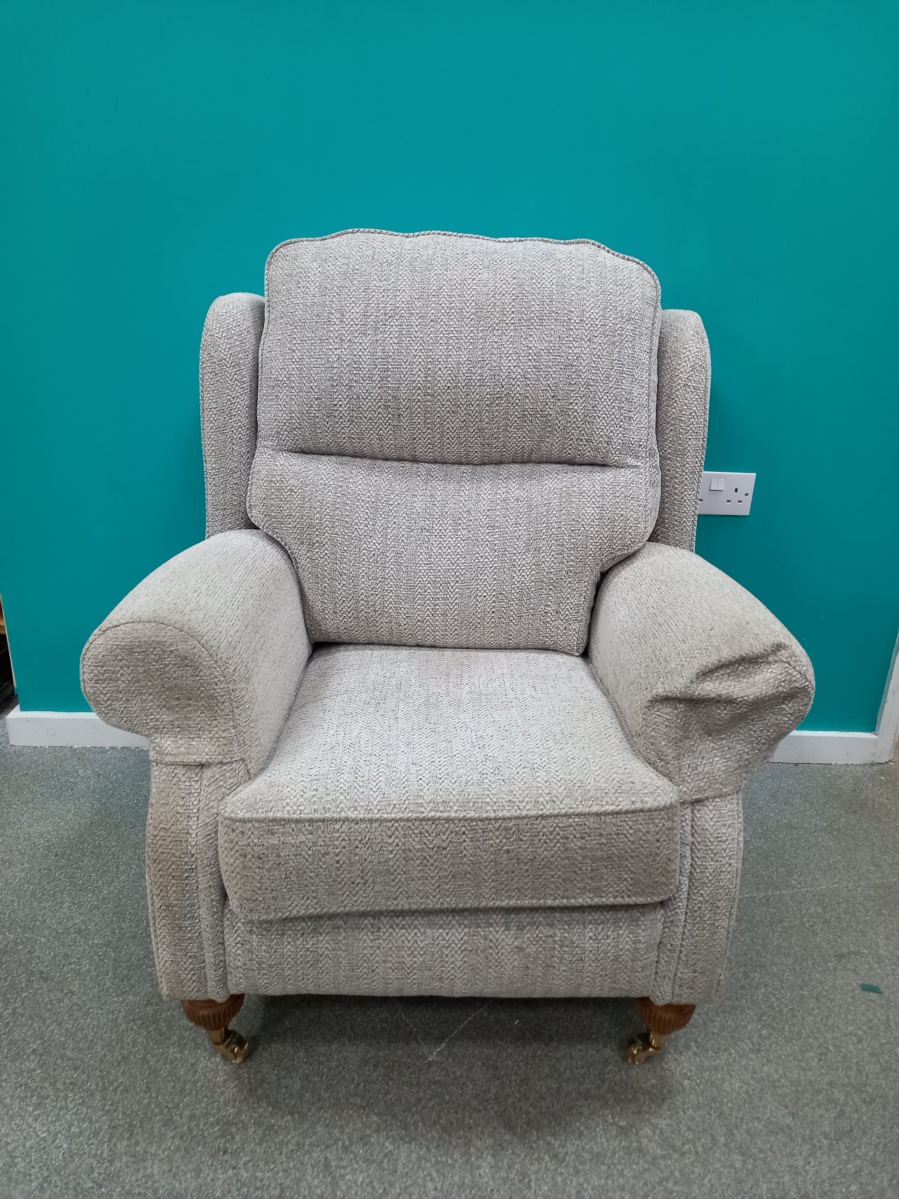 Armchair (26052603)