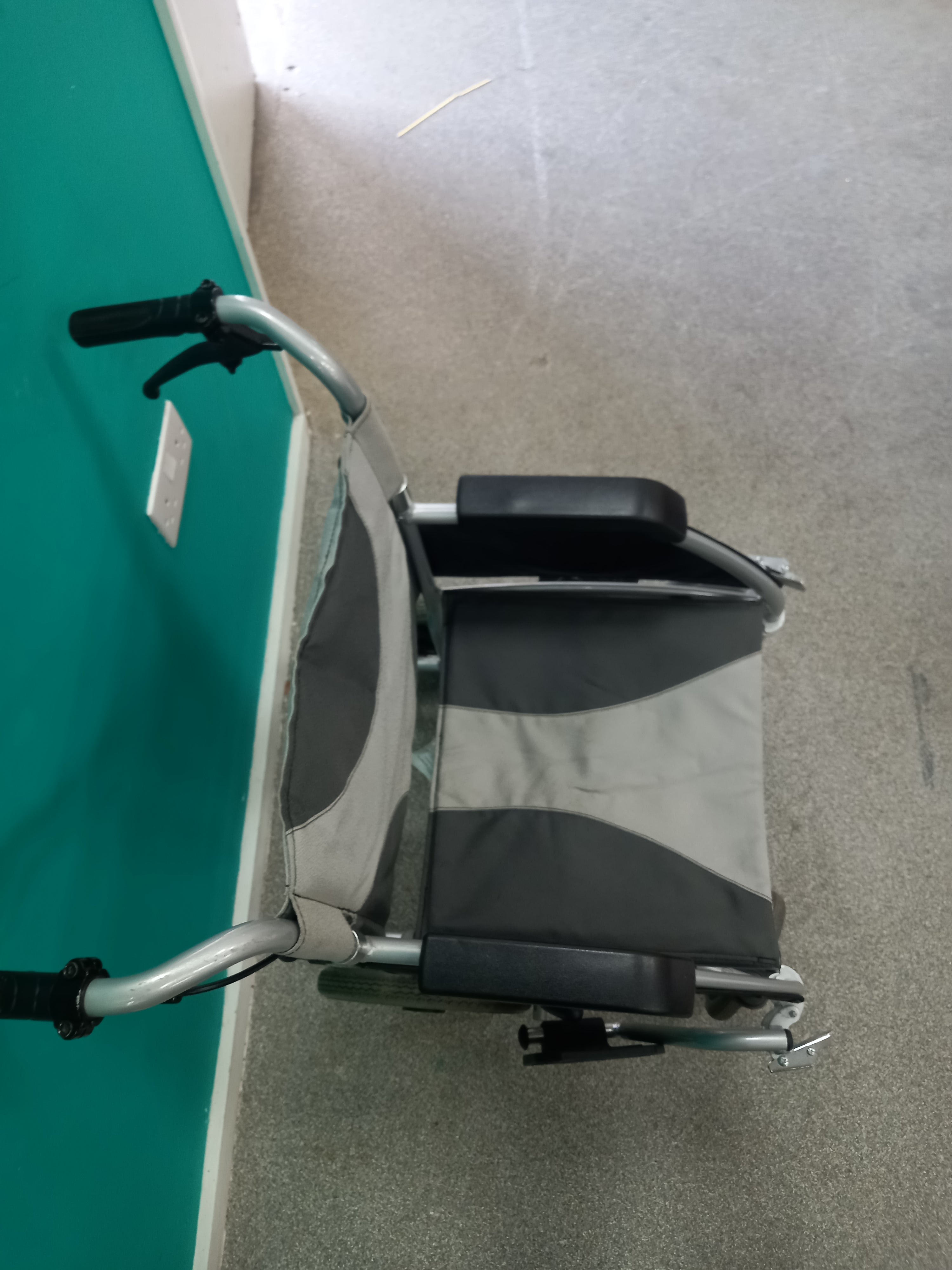 Wheelchair (10072601)