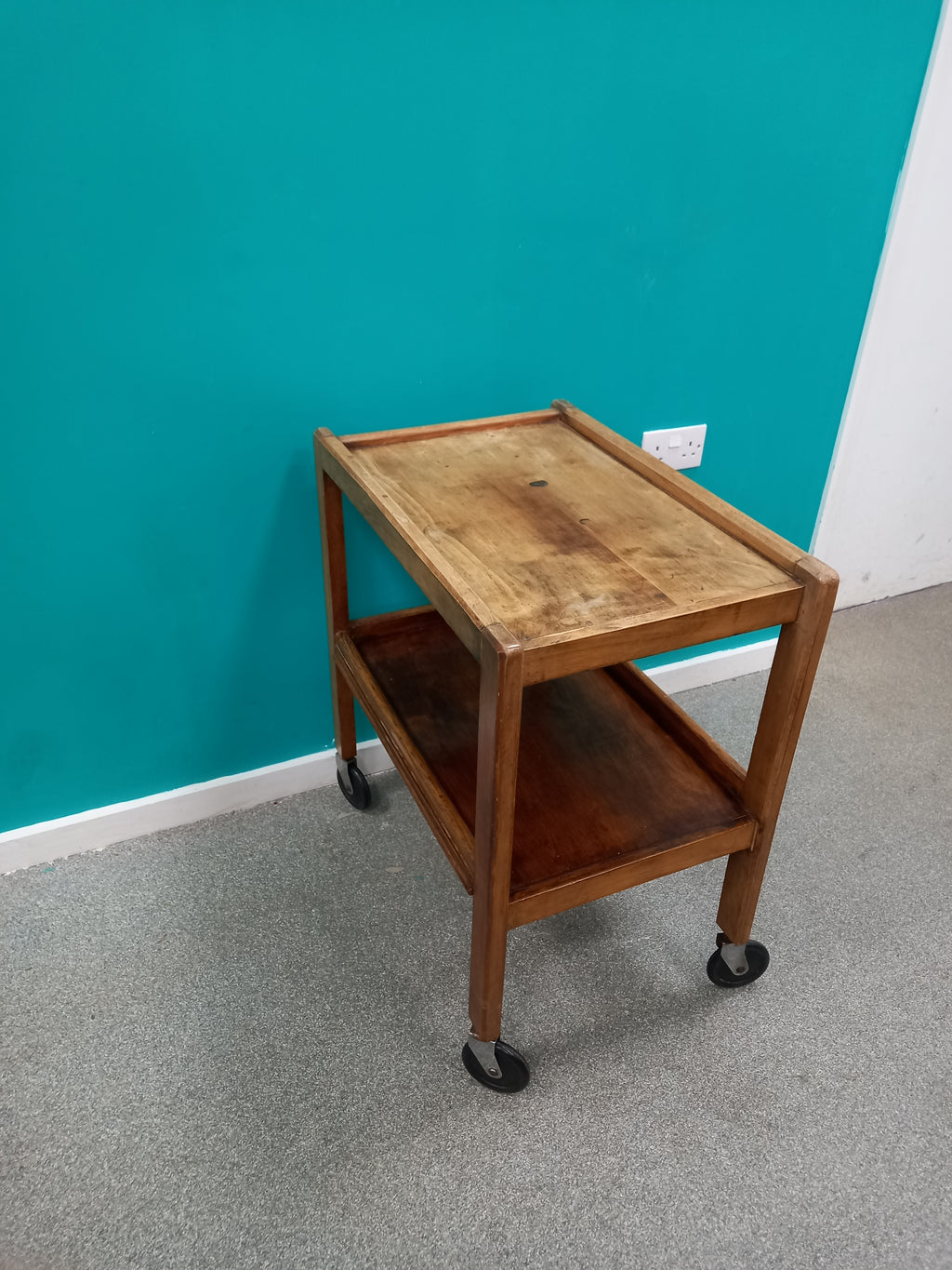 Mid Century Tea Trolley (27052602)