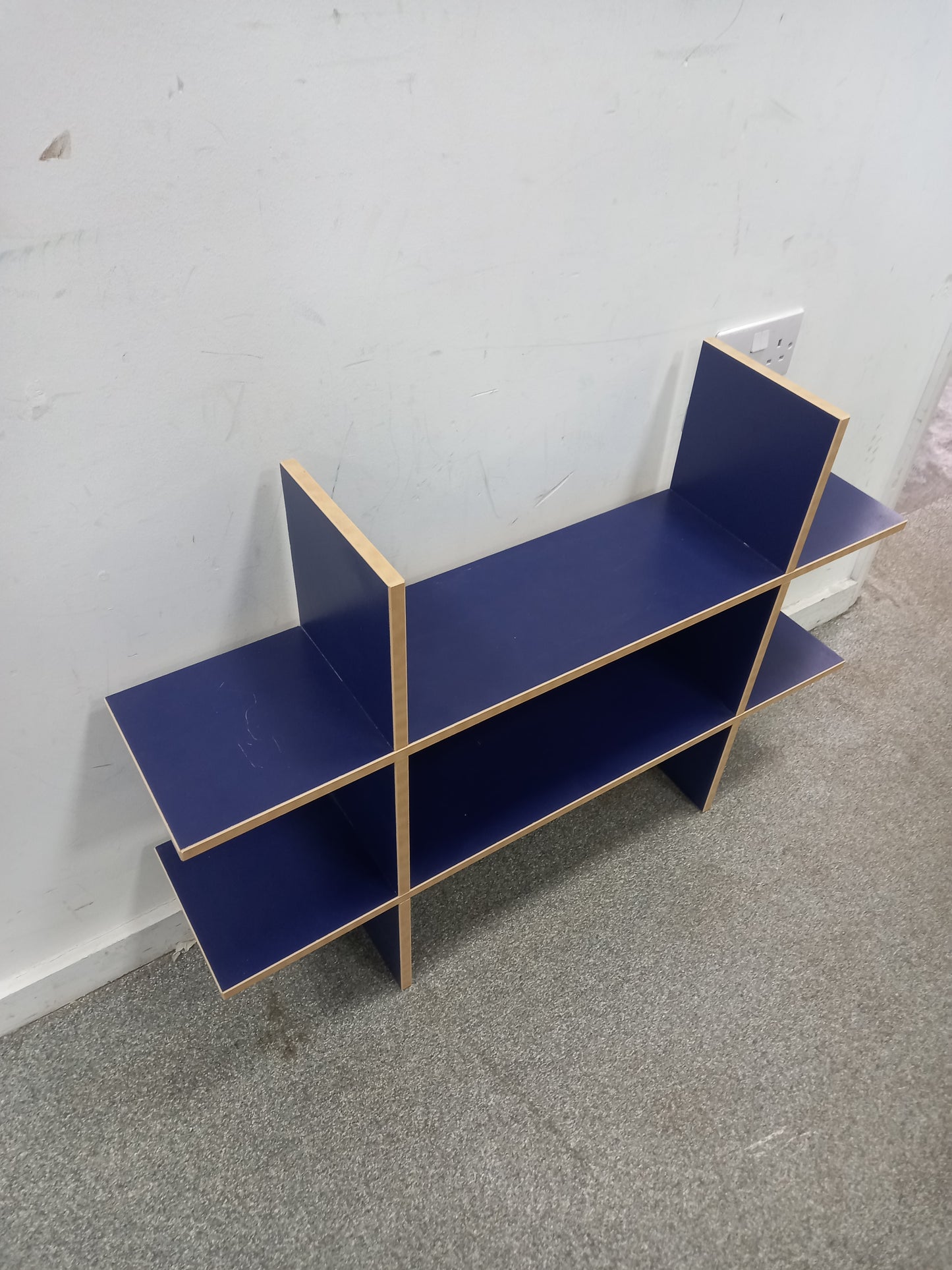 Wall Mounted Shelf (17112504)