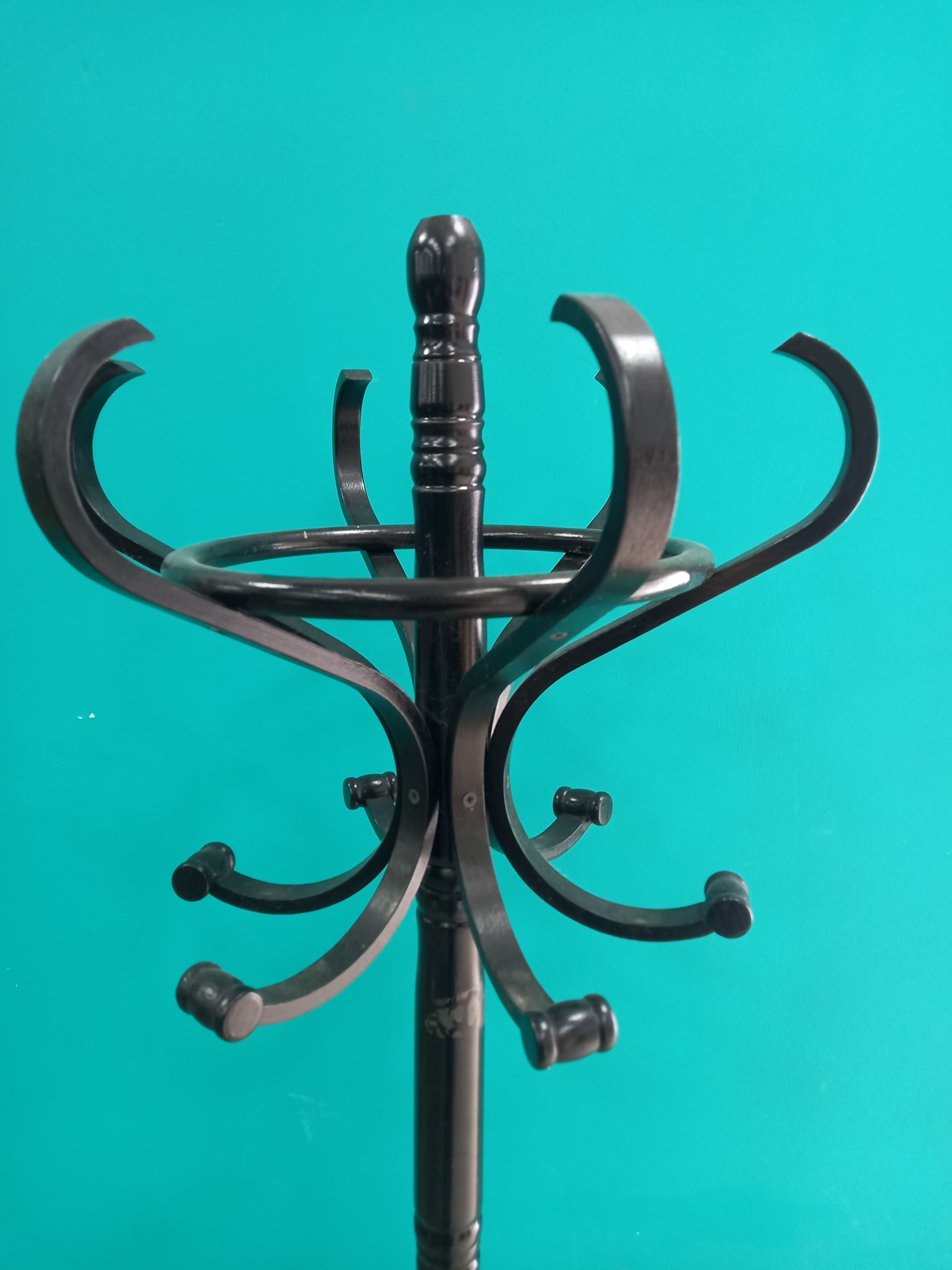 Coat Hanger (01072614)