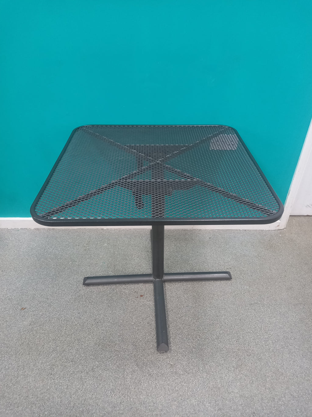 Garden Table 08062601