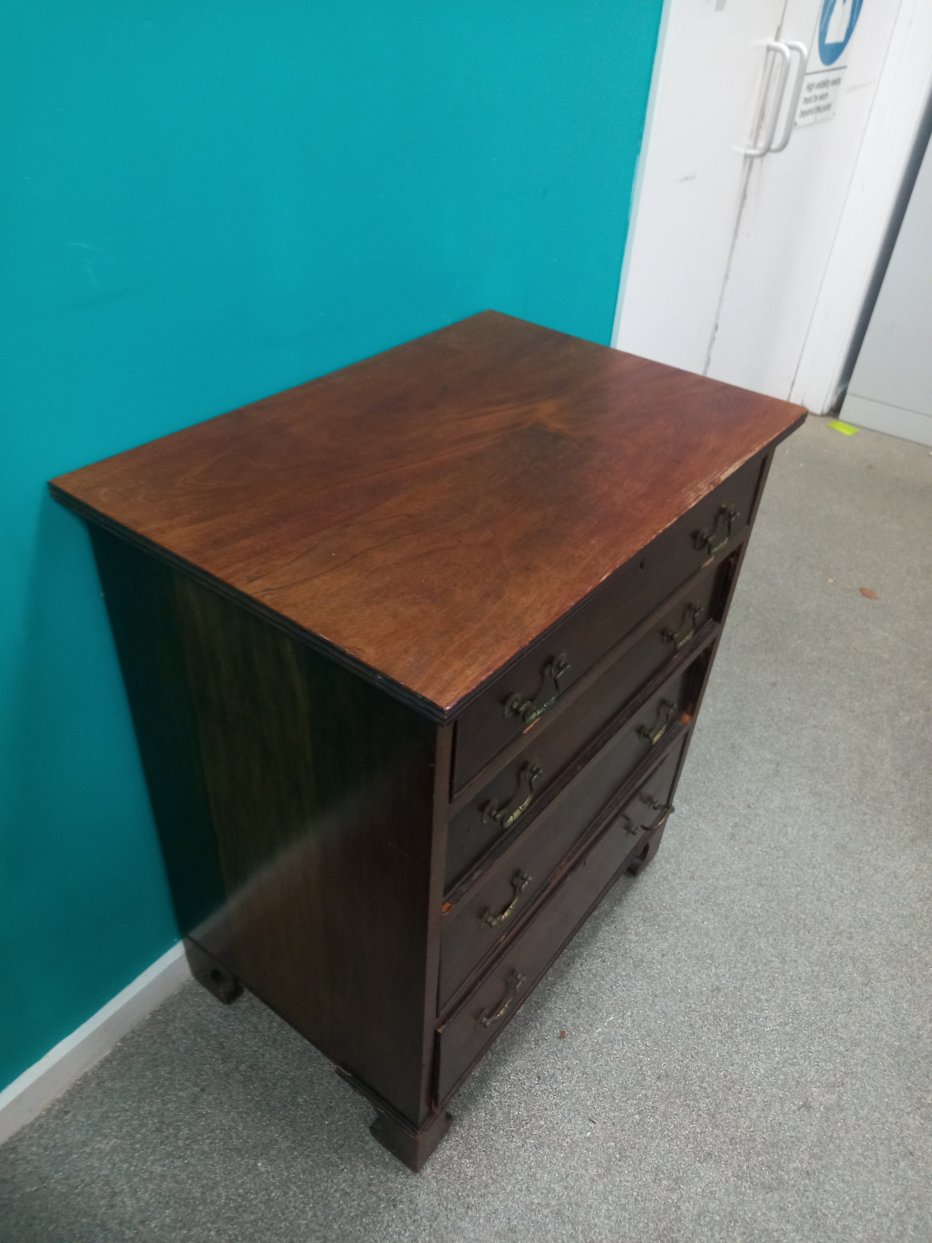 Chest Of Drawers (08072602)
