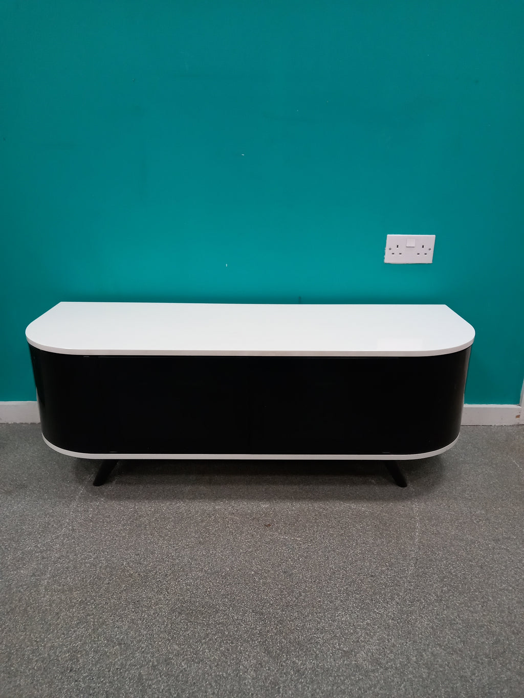 Glass Door Media Unit (15072604)