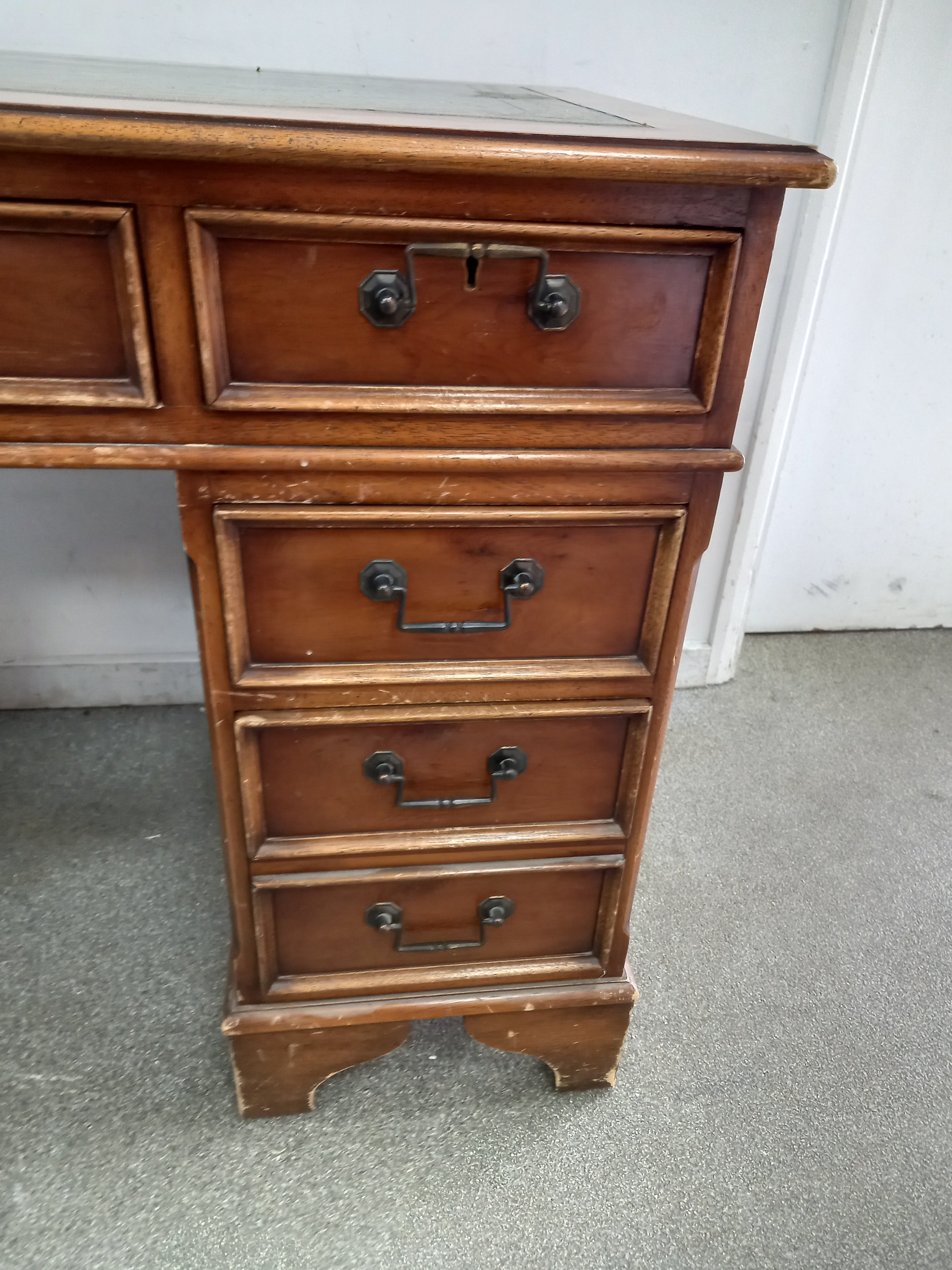 Writing Desk (09032601)