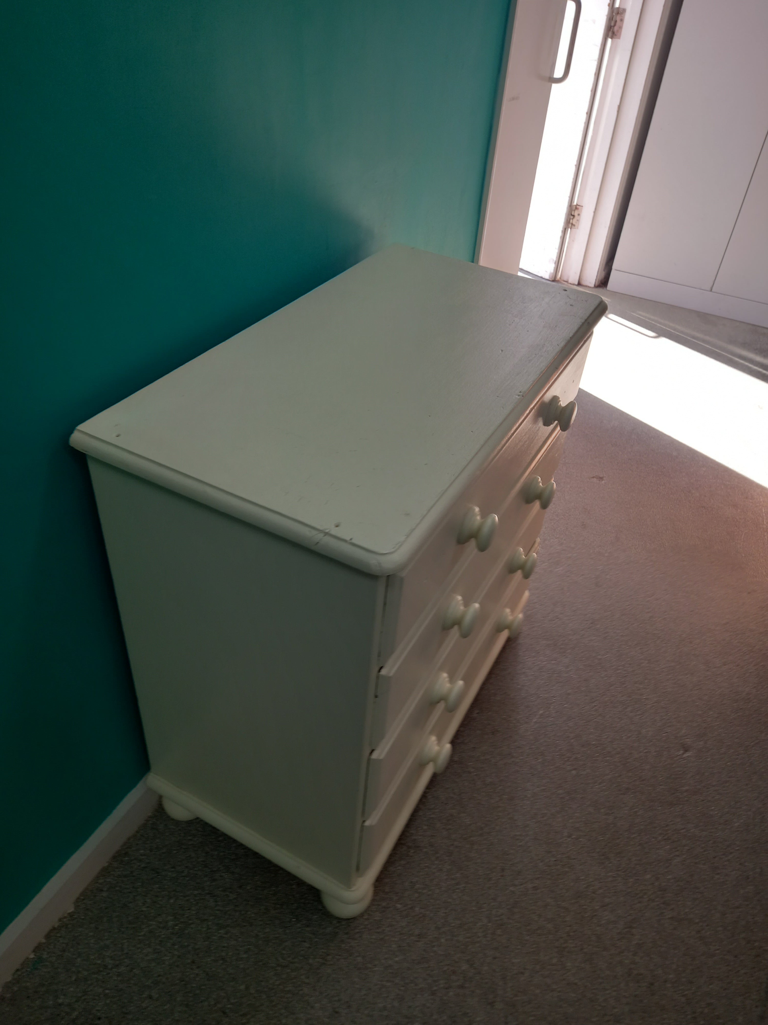 Chest Of Drawers (02062601)