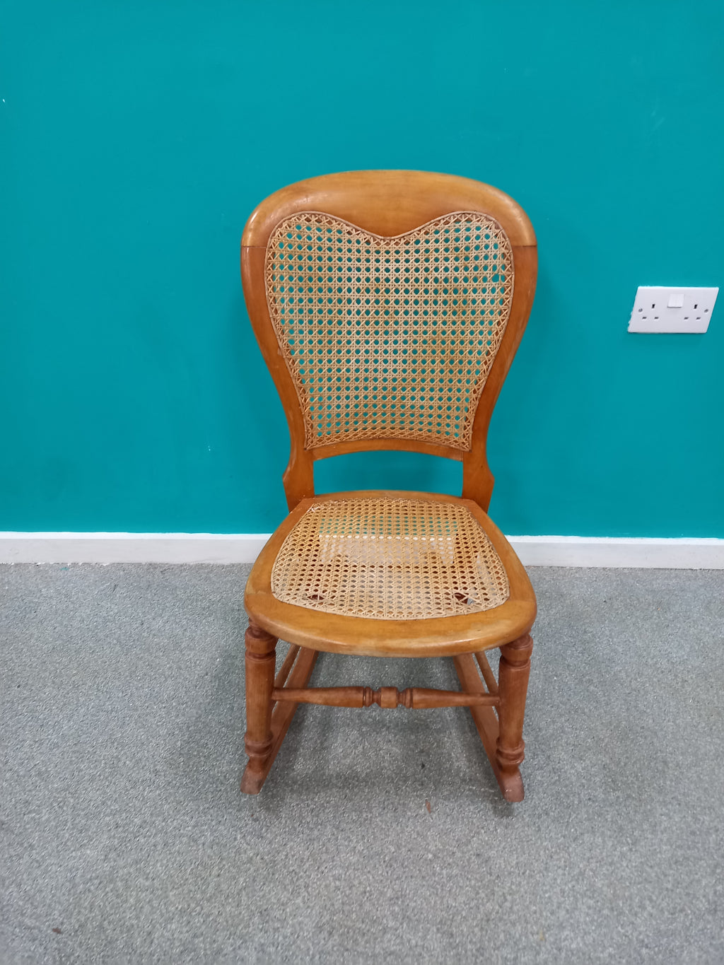 Weaved Rocking Chair (18052618) GA: 3931