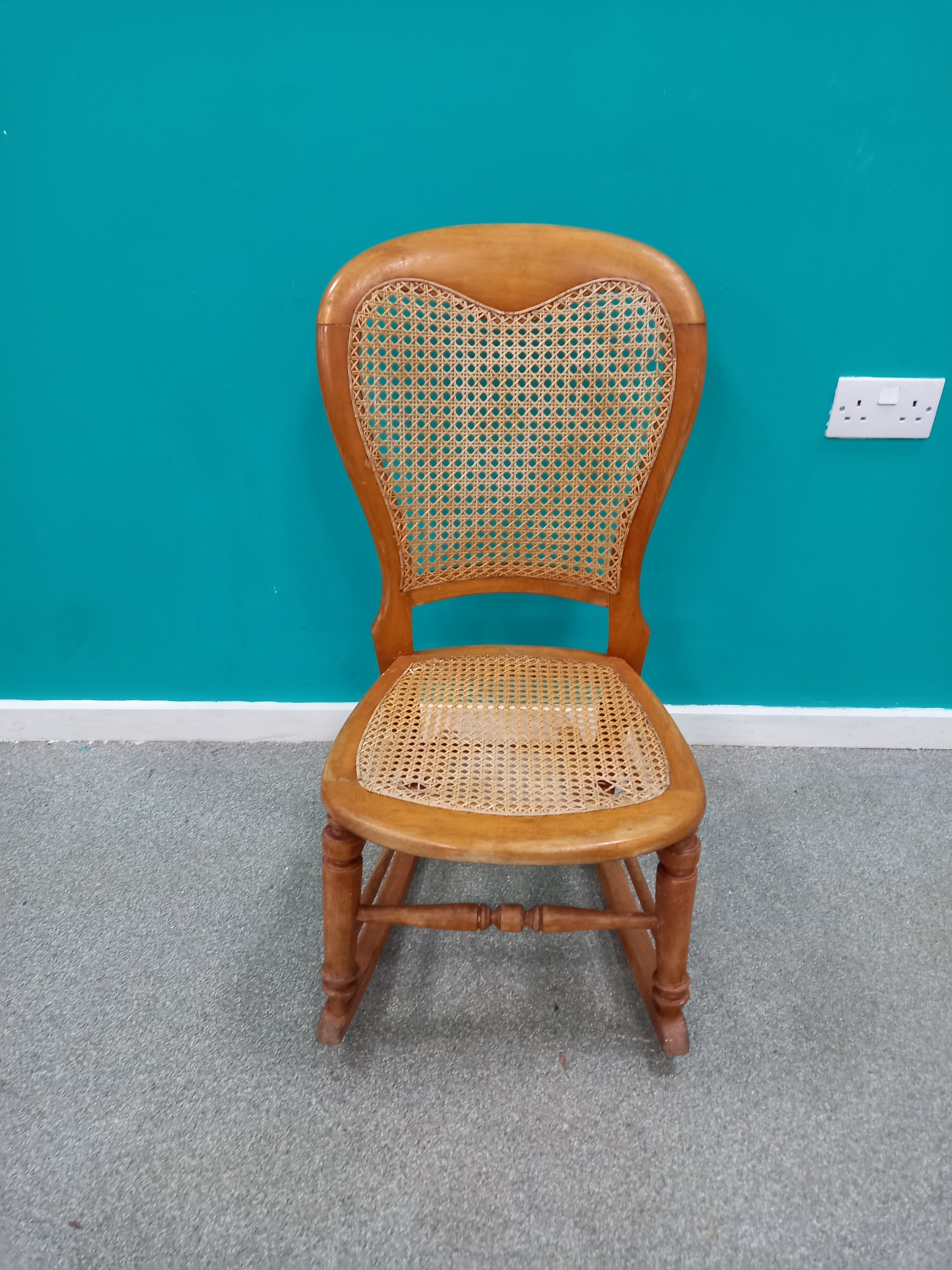 Weaved Rocking Chair (18052618) GA: 3931