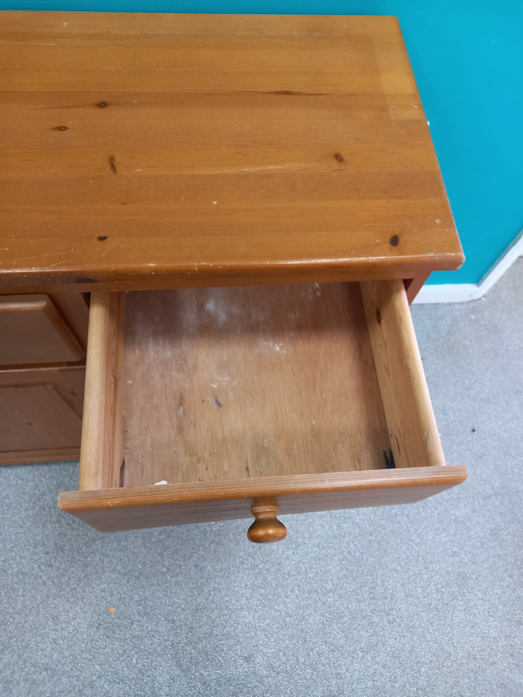Pine Sideboard Cabinet (10082602)