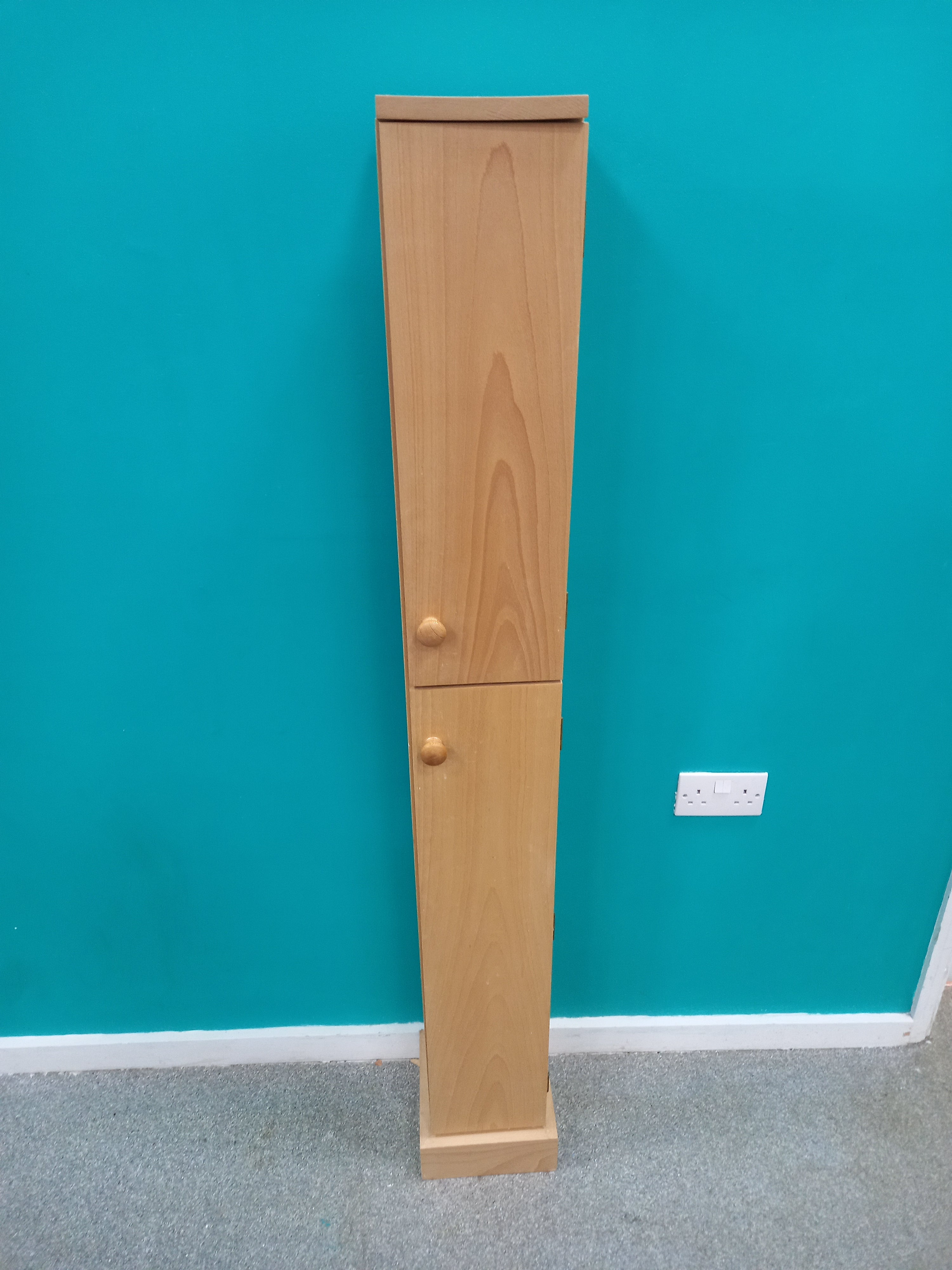Thin storage Cabinet (28072601)