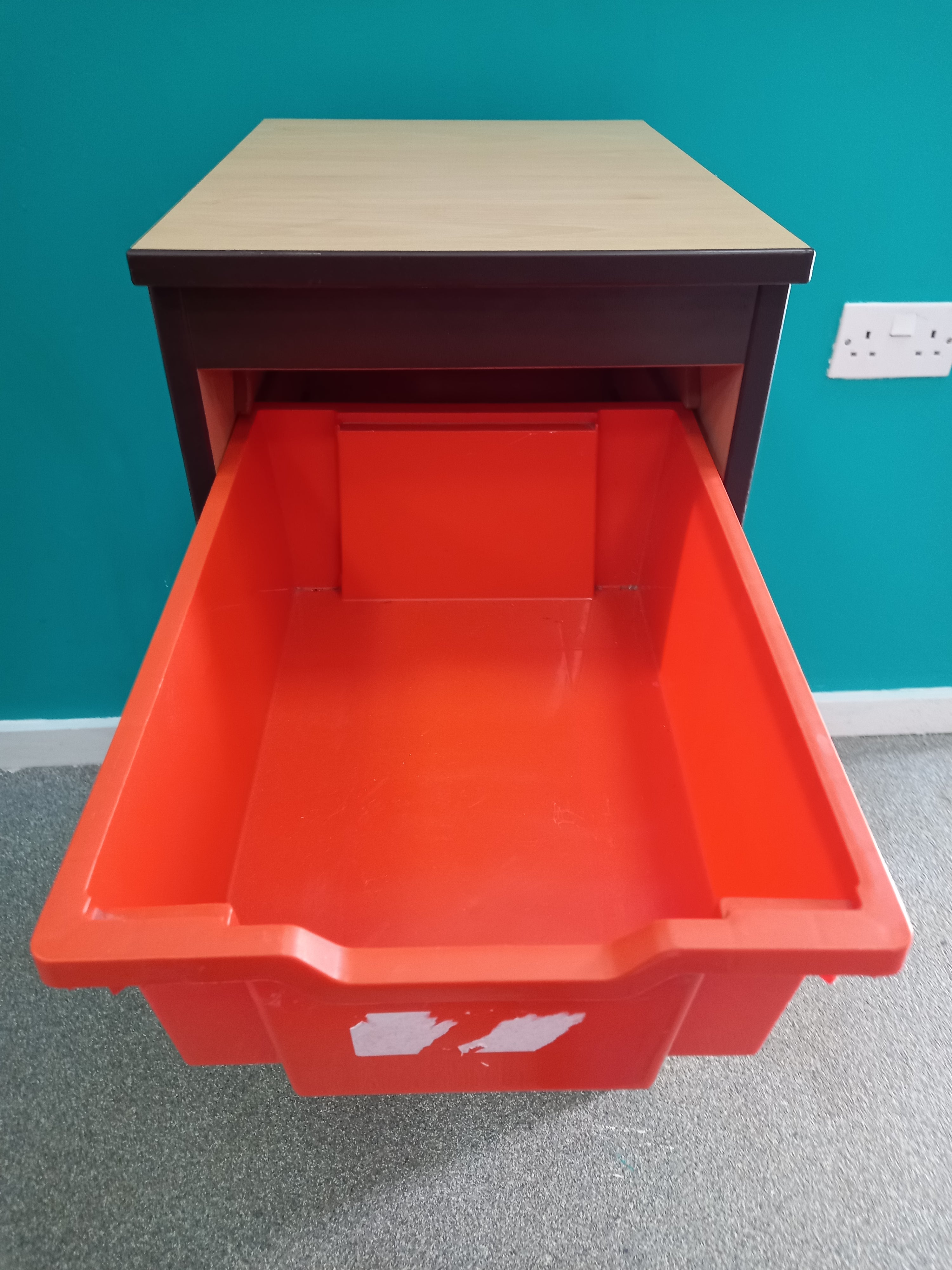 Classroom Storage Trays (17042602)
