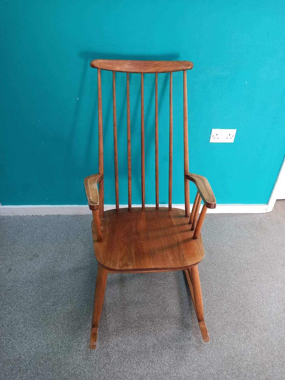 Rocking Chair 19102604