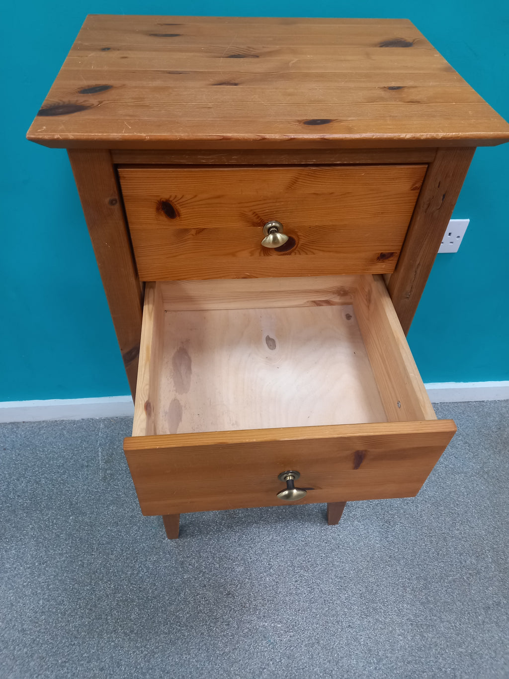 Tall Chest of Draws 30092602