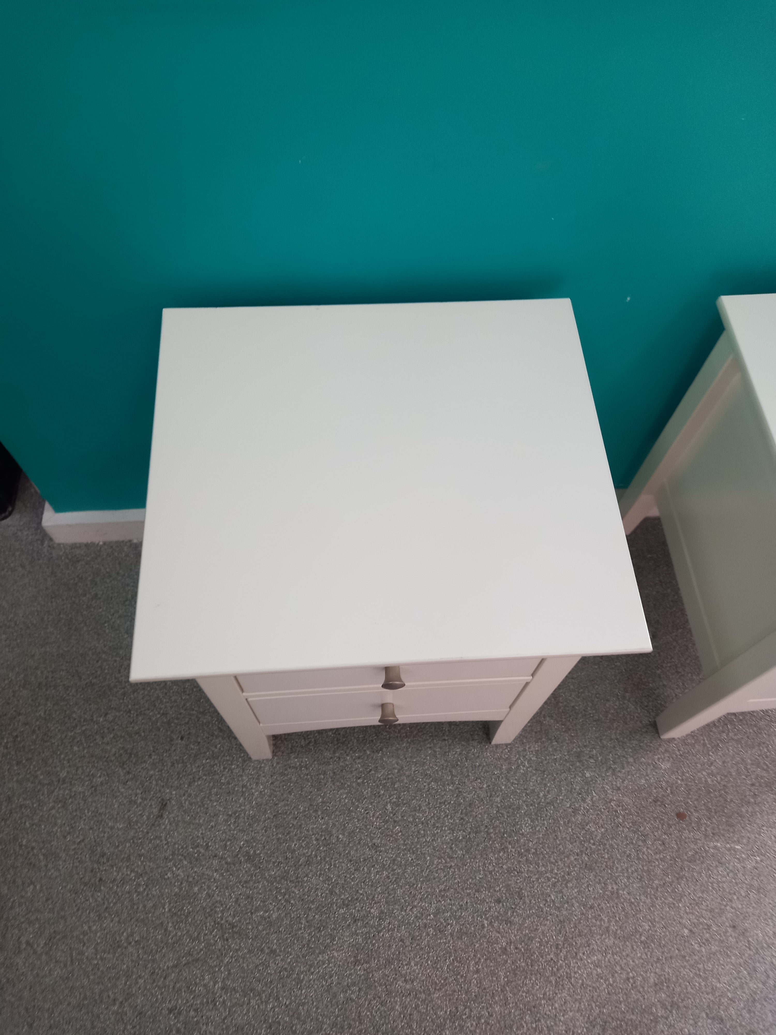 Bedside Tables (01072602)