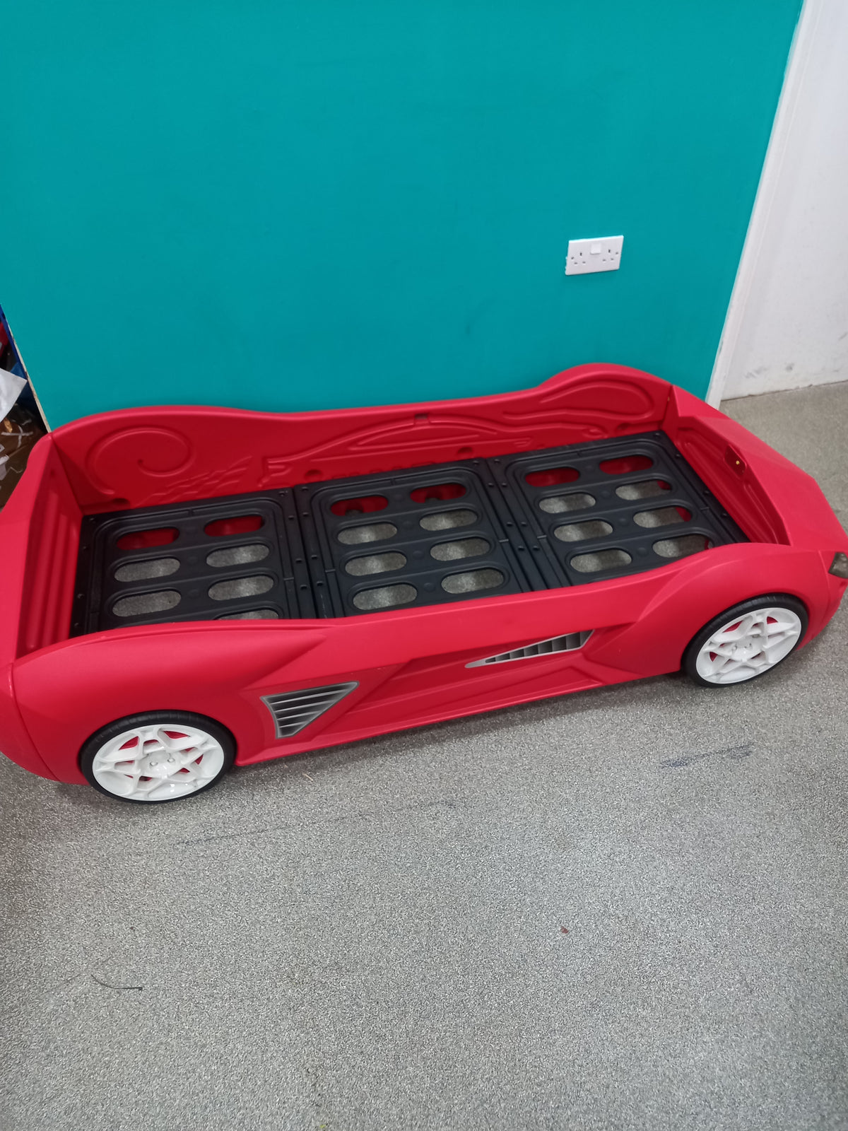 Kids Car Bed (10092601)