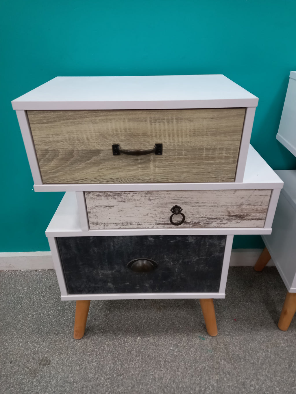 Odd side drawers (08092602)