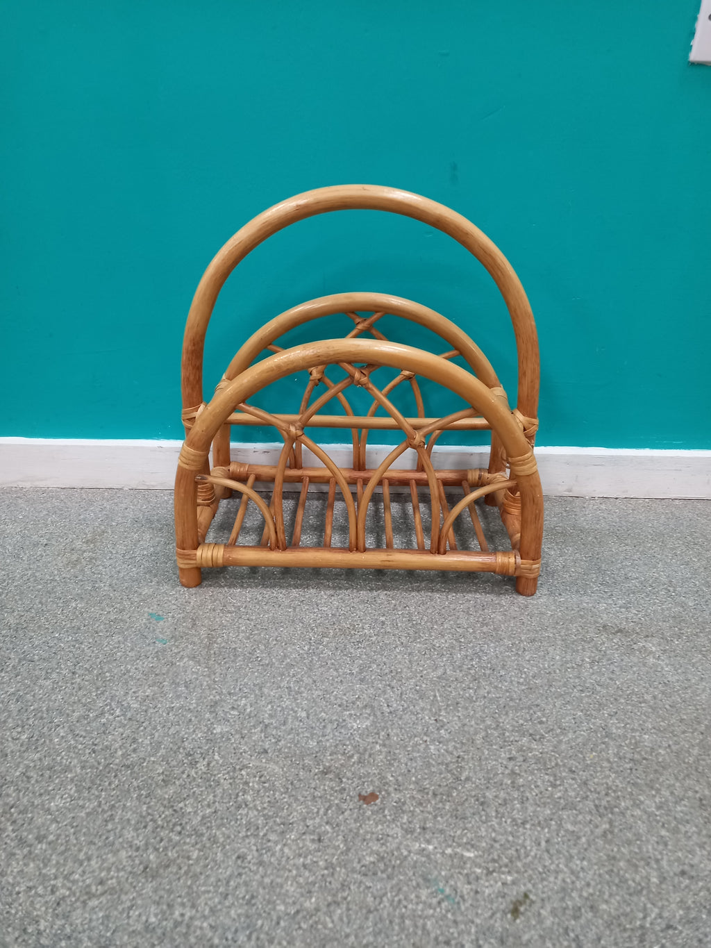 Magazine Rack (20072602)