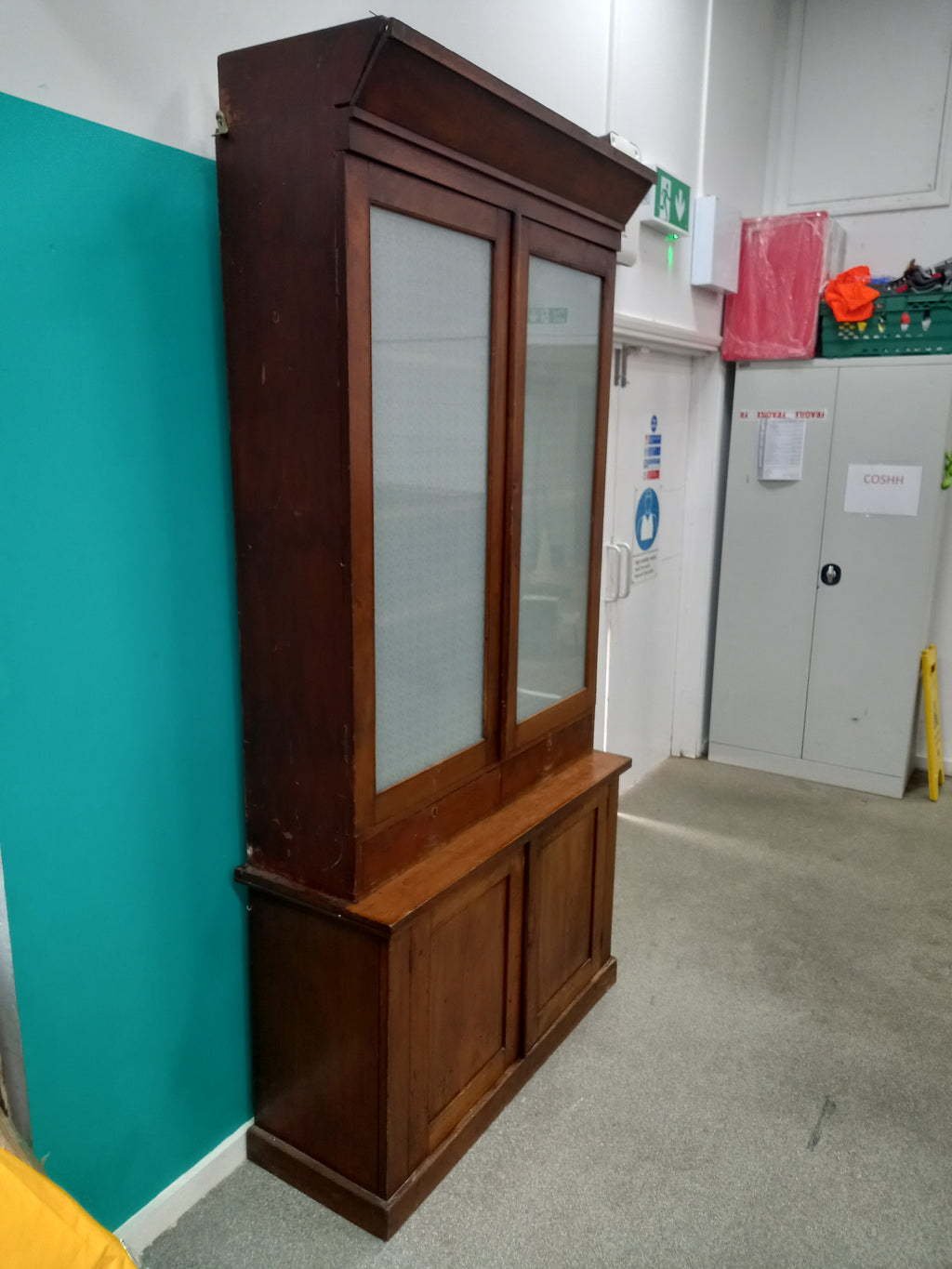 Very Large Cabinet 28052603