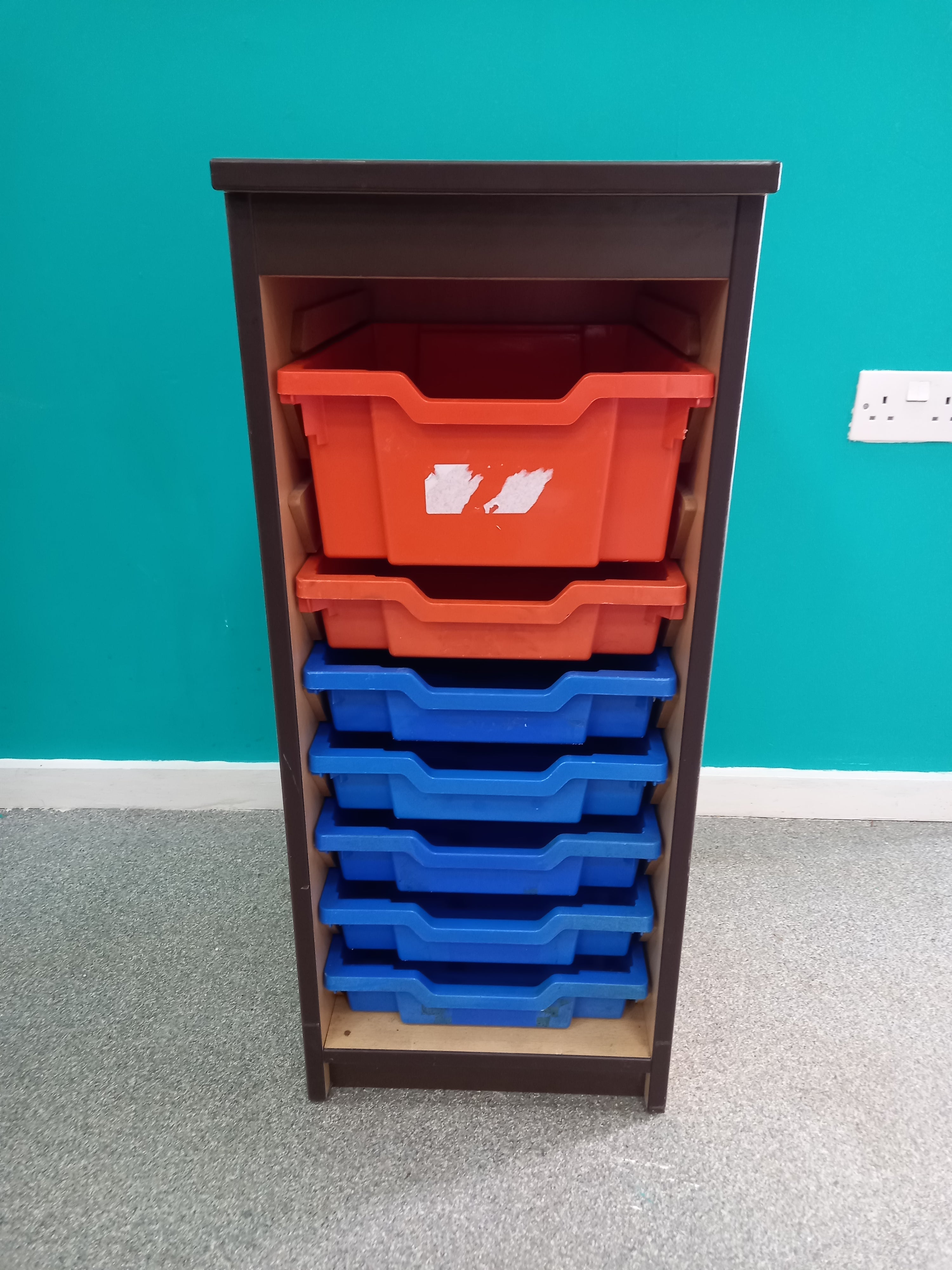 Classroom Storage Trays (17042602)