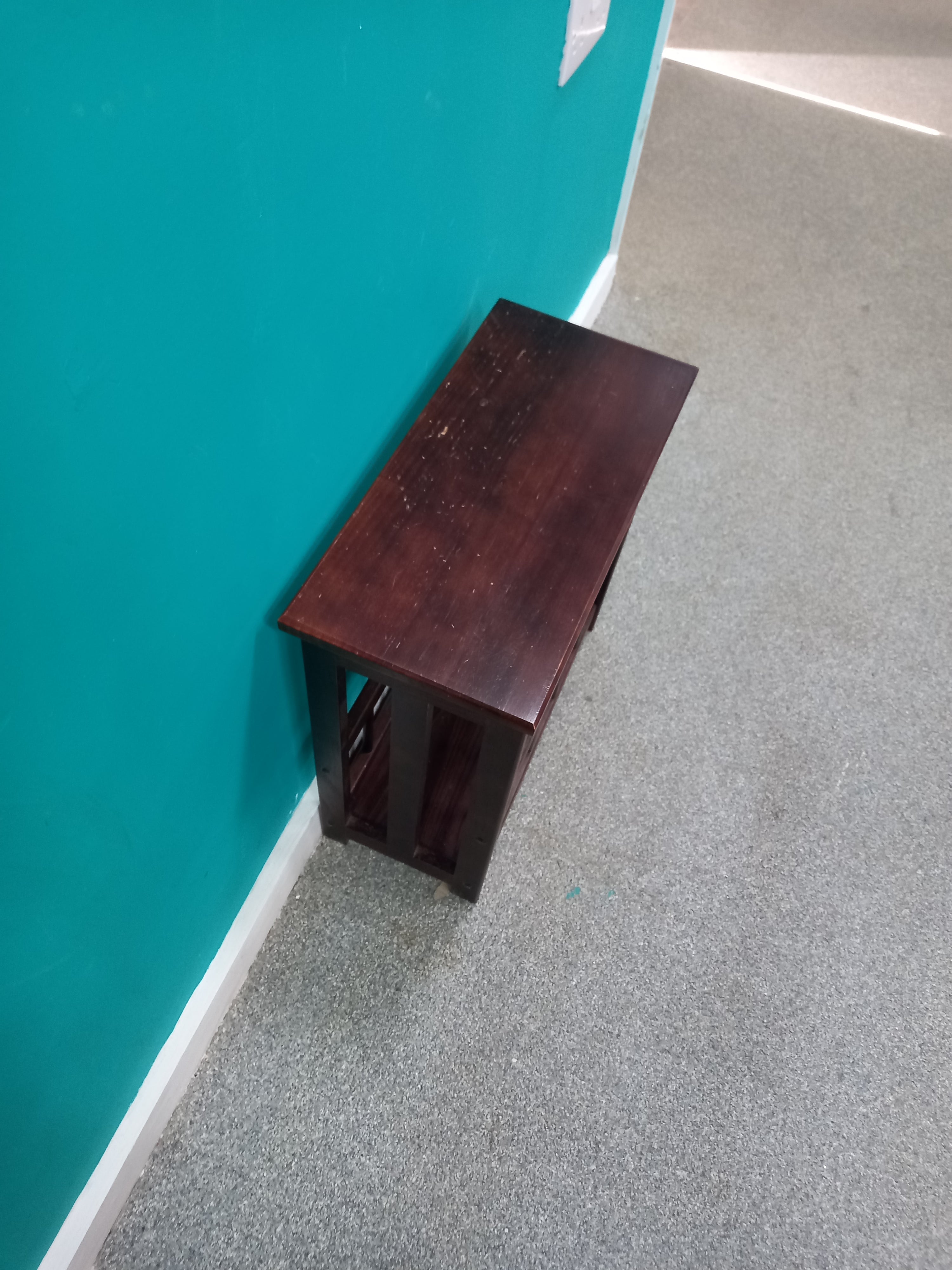 Magazine Rack (28052605)