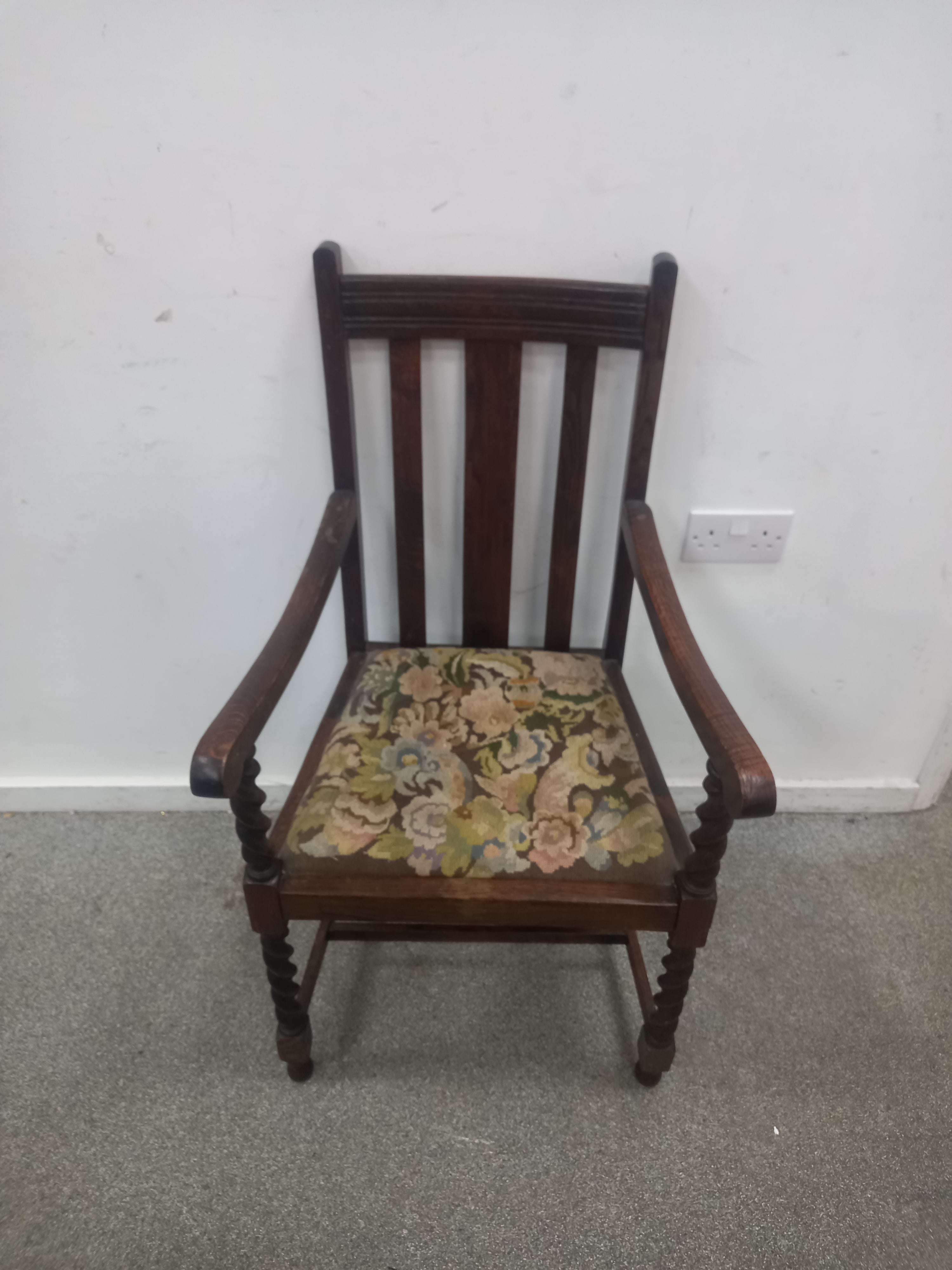 Farmhouse Chair (23022601)