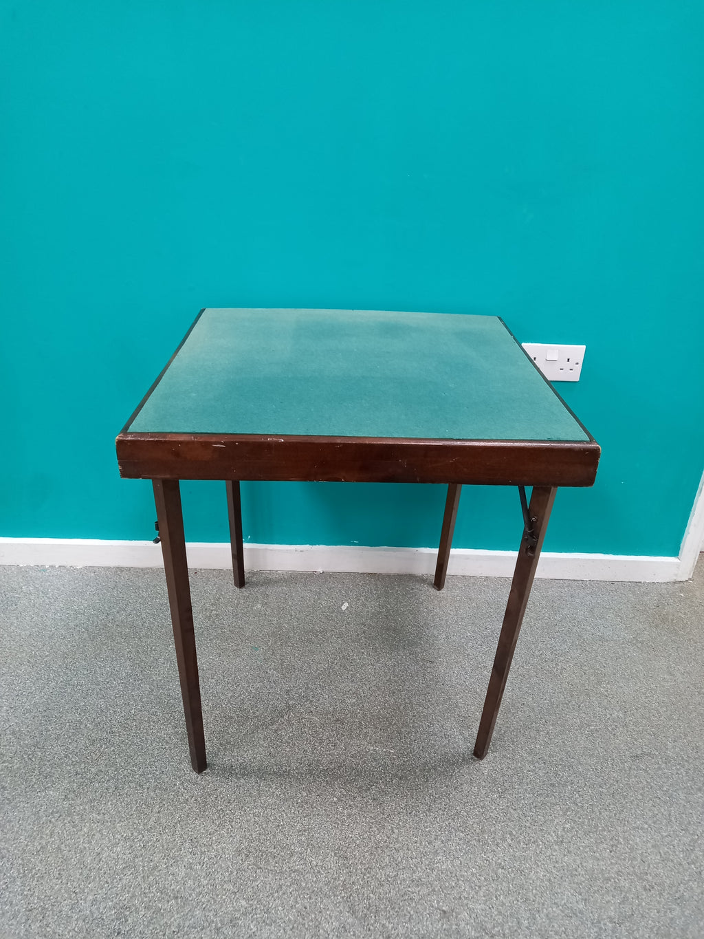 Game Table (20052603)